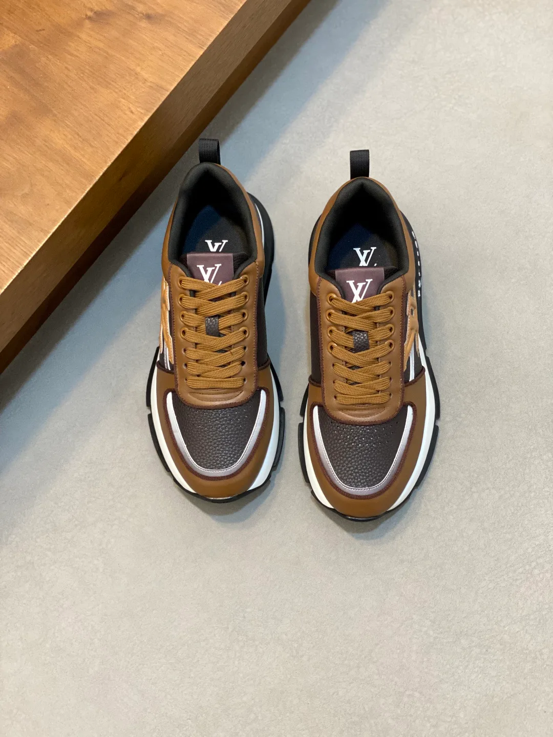 Кроссовки Мужские Louis Vuitton 11250172