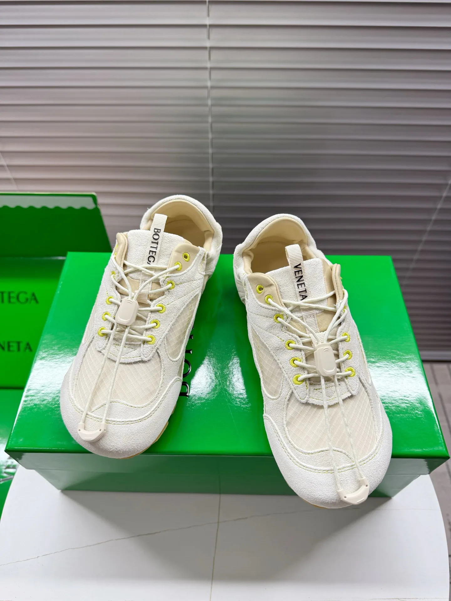 Кроссовки Женские Bottega Veneta 4086917