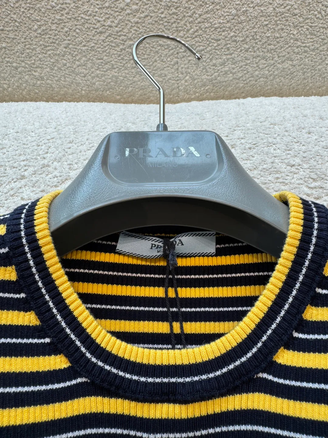 Футболки Женские Prada 12298604