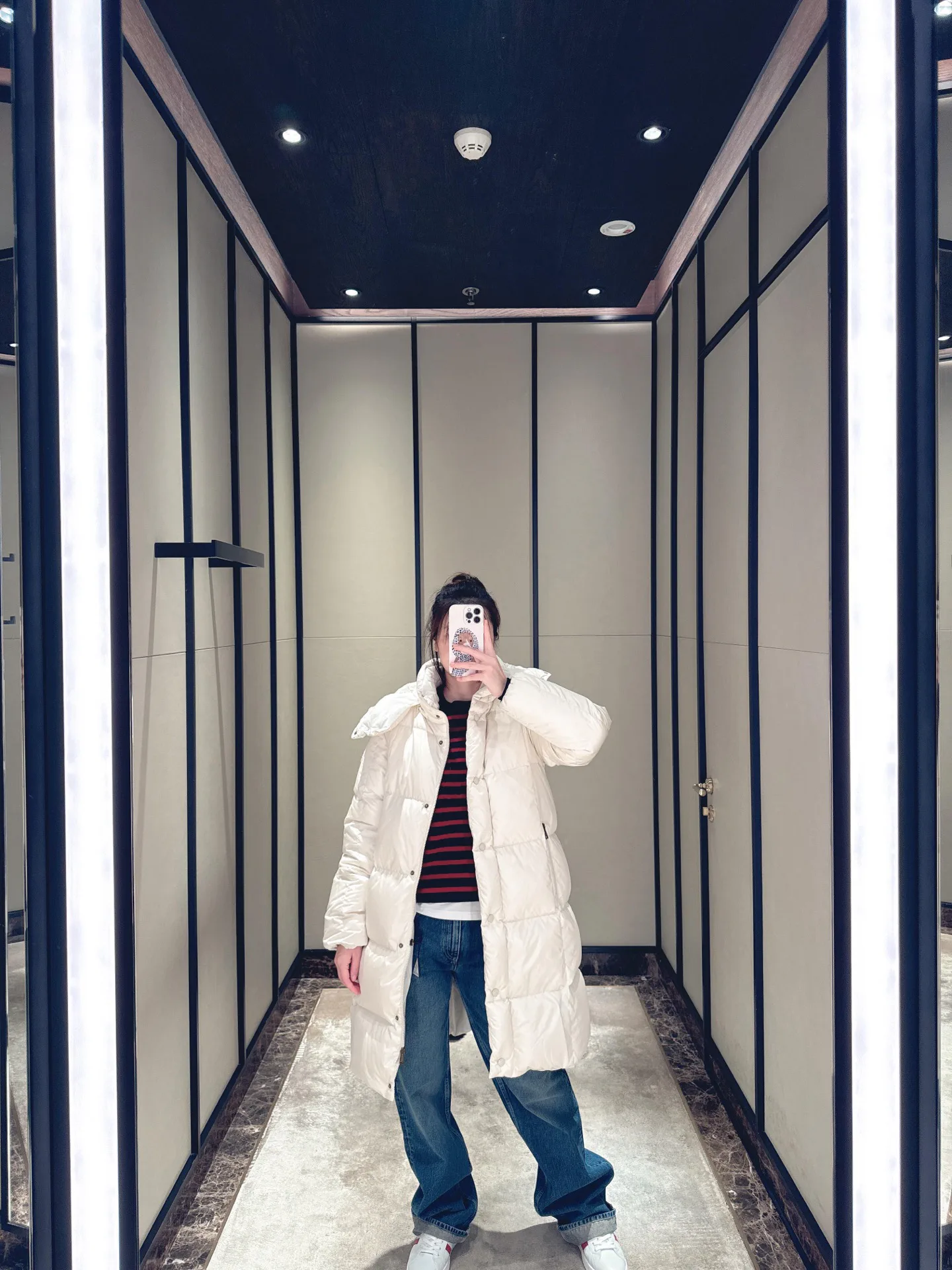 Куртки И Пуховики Женские Moncler 18168818