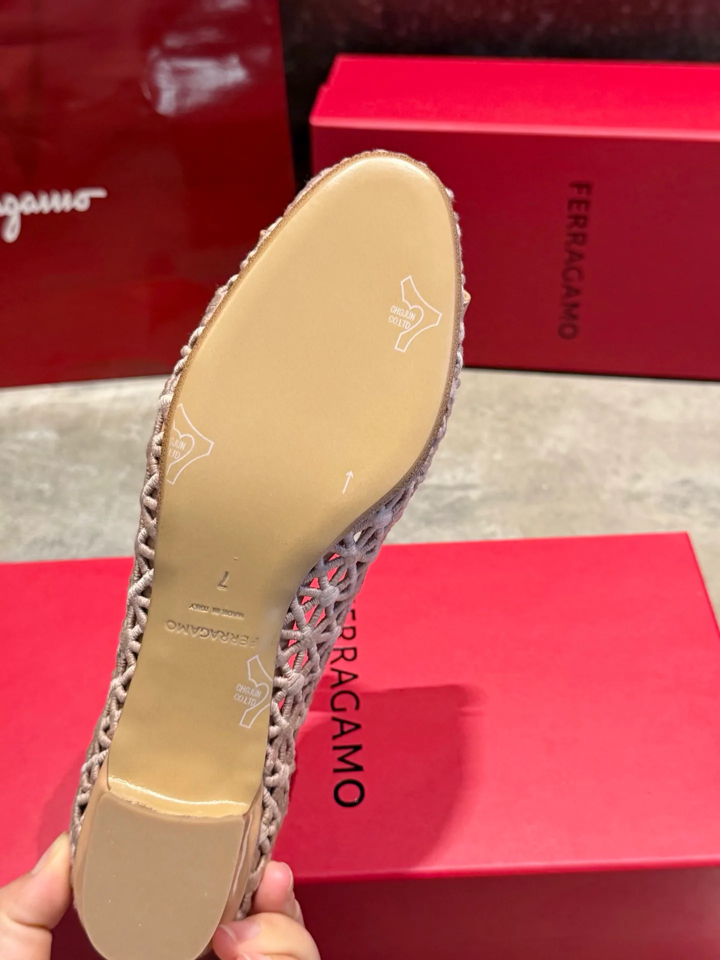 Туфли Женские Salvatore Ferragamo 17642582