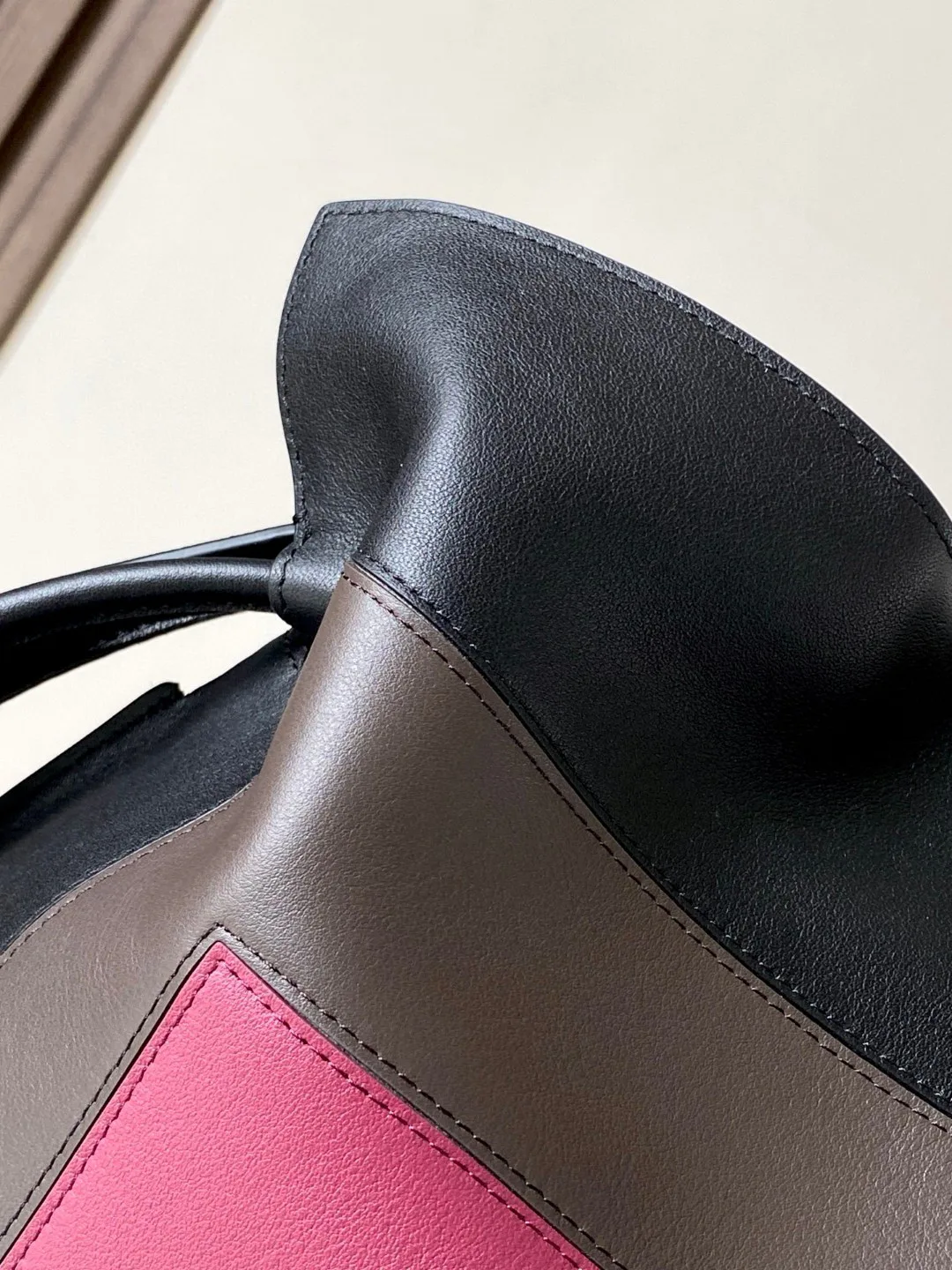 Классические Сумки Женские Loewe 13174346