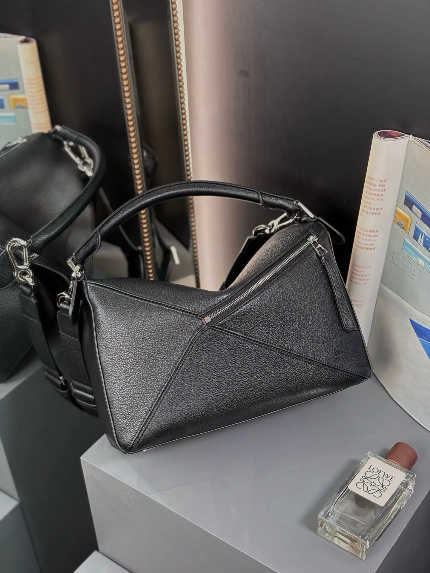 Классические Сумки Женские Loewe 1375843