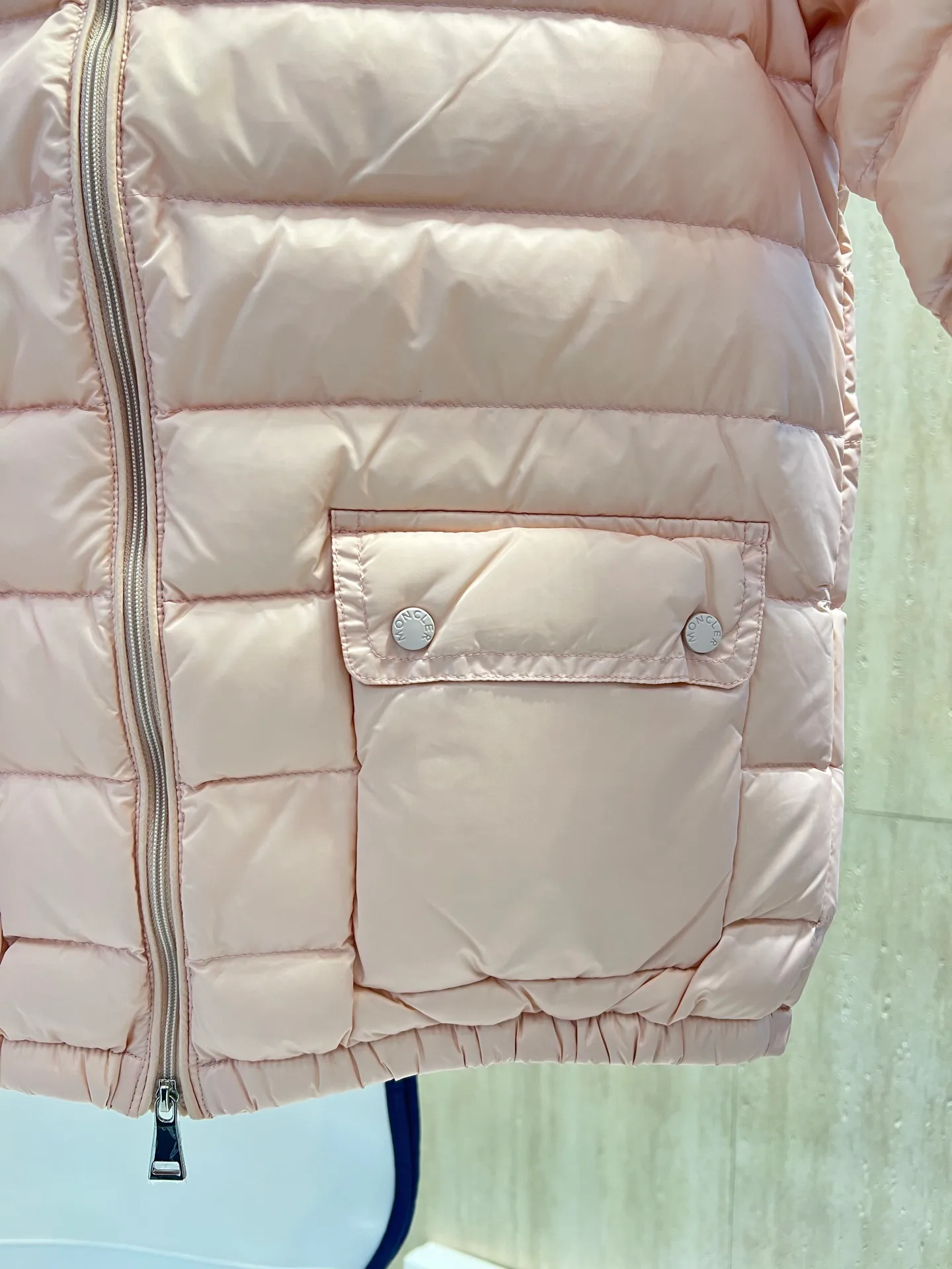 Куртки И Пуховики Женские Moncler 18212689