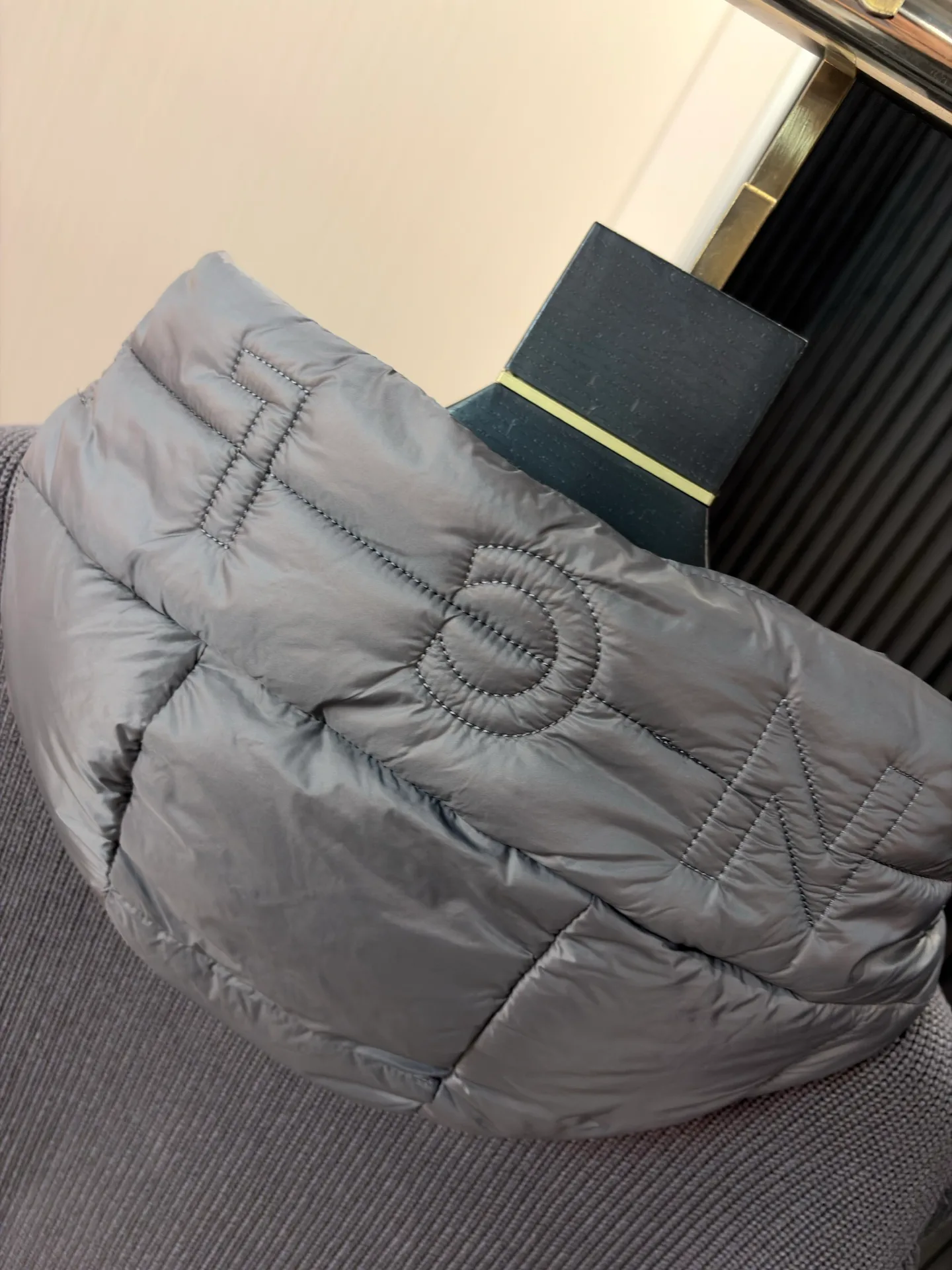 Куртки И Пуховики Женские Moncler 18391738