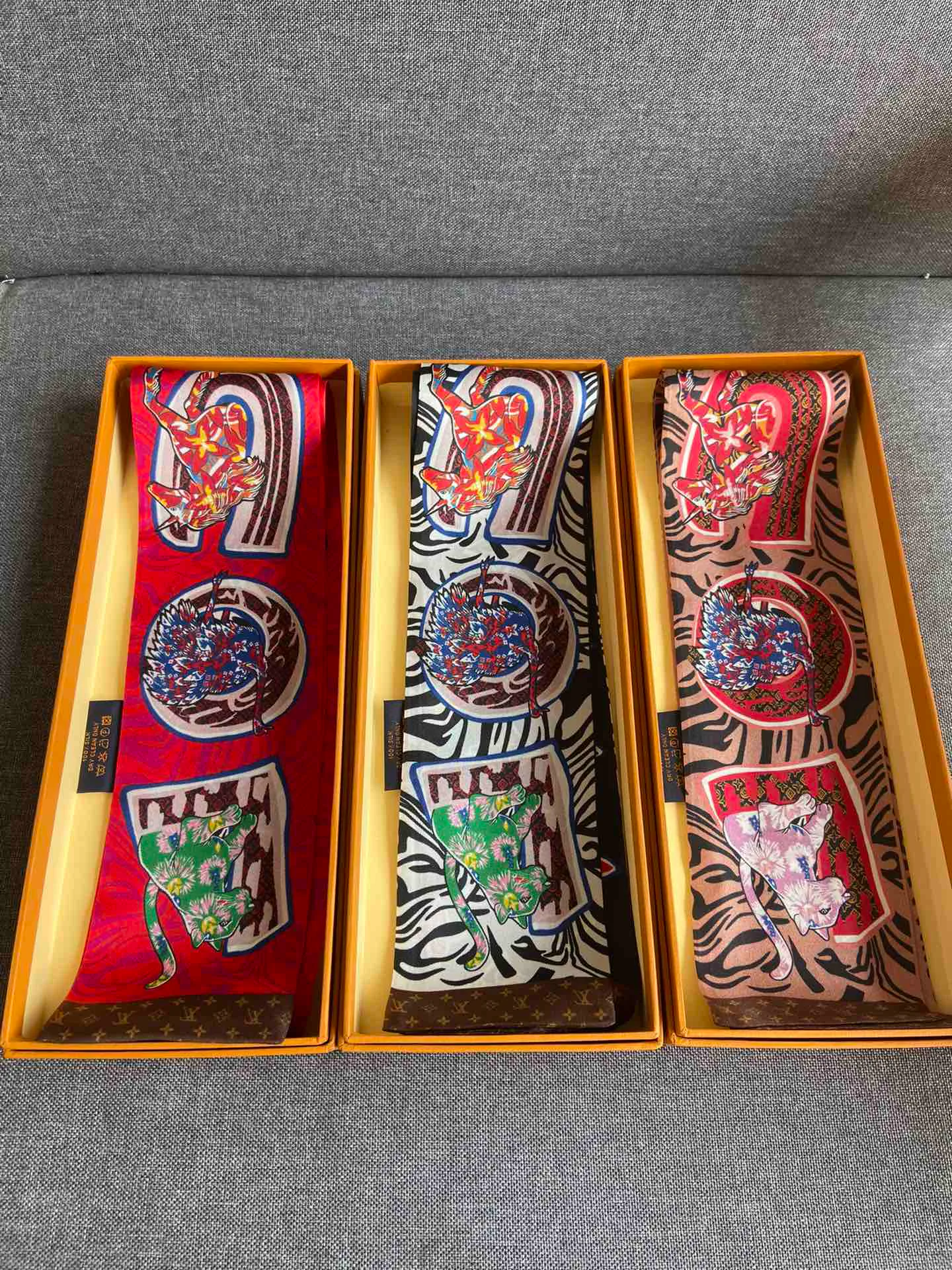 Платки Louis Vuitton 11986206