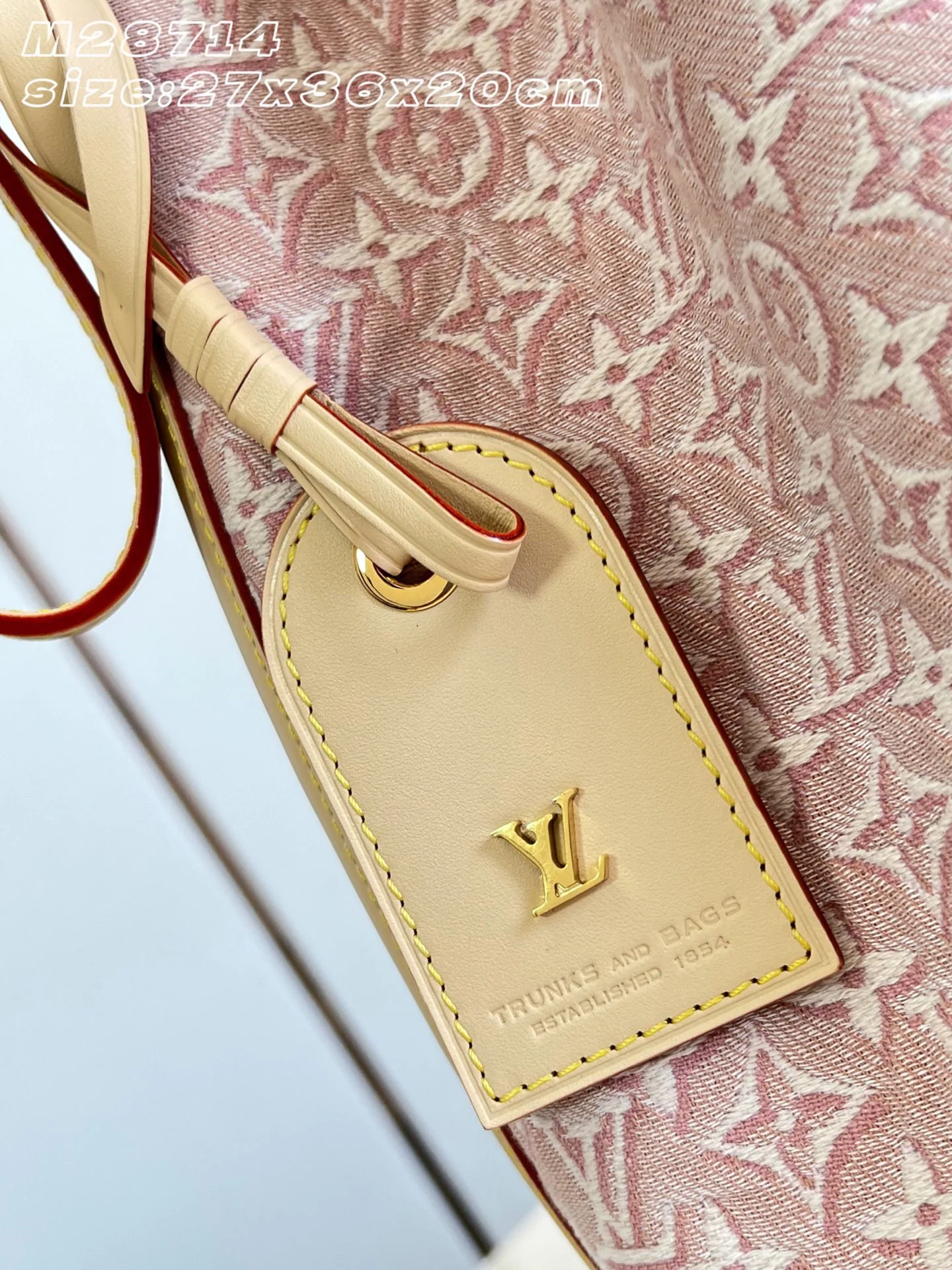 Классические Сумки Женские Louis Vuitton 17454391