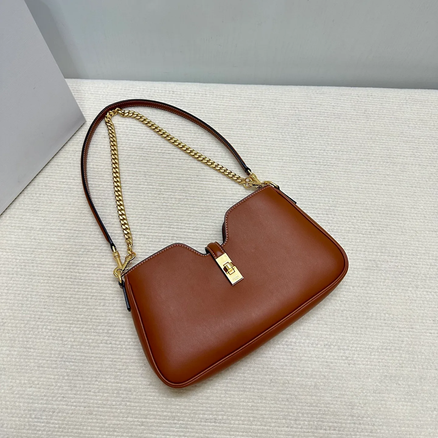 Классические Сумки Женские Celine 11512160