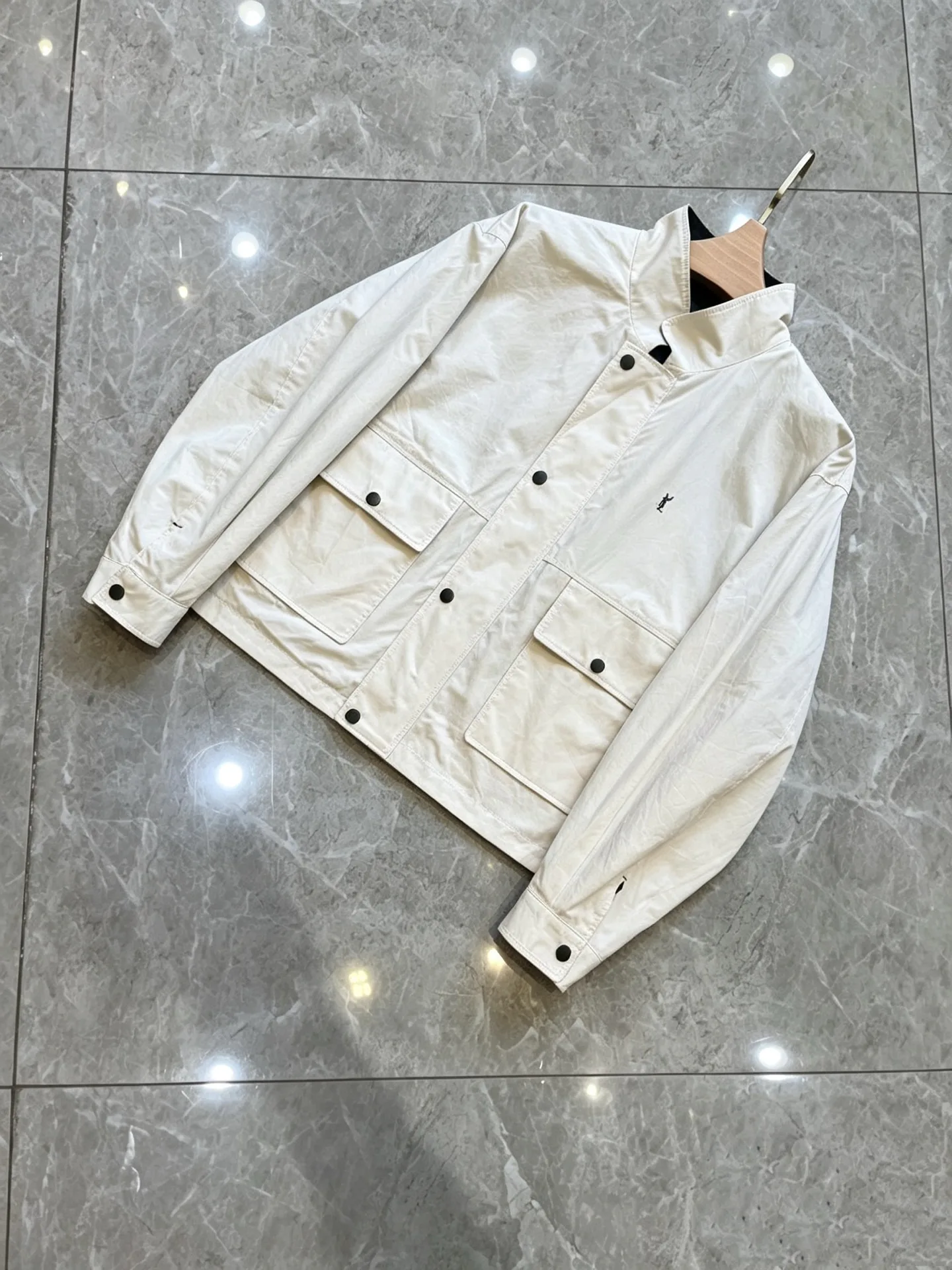Куртки И Пуховики Женские Saint Laurent 18161977