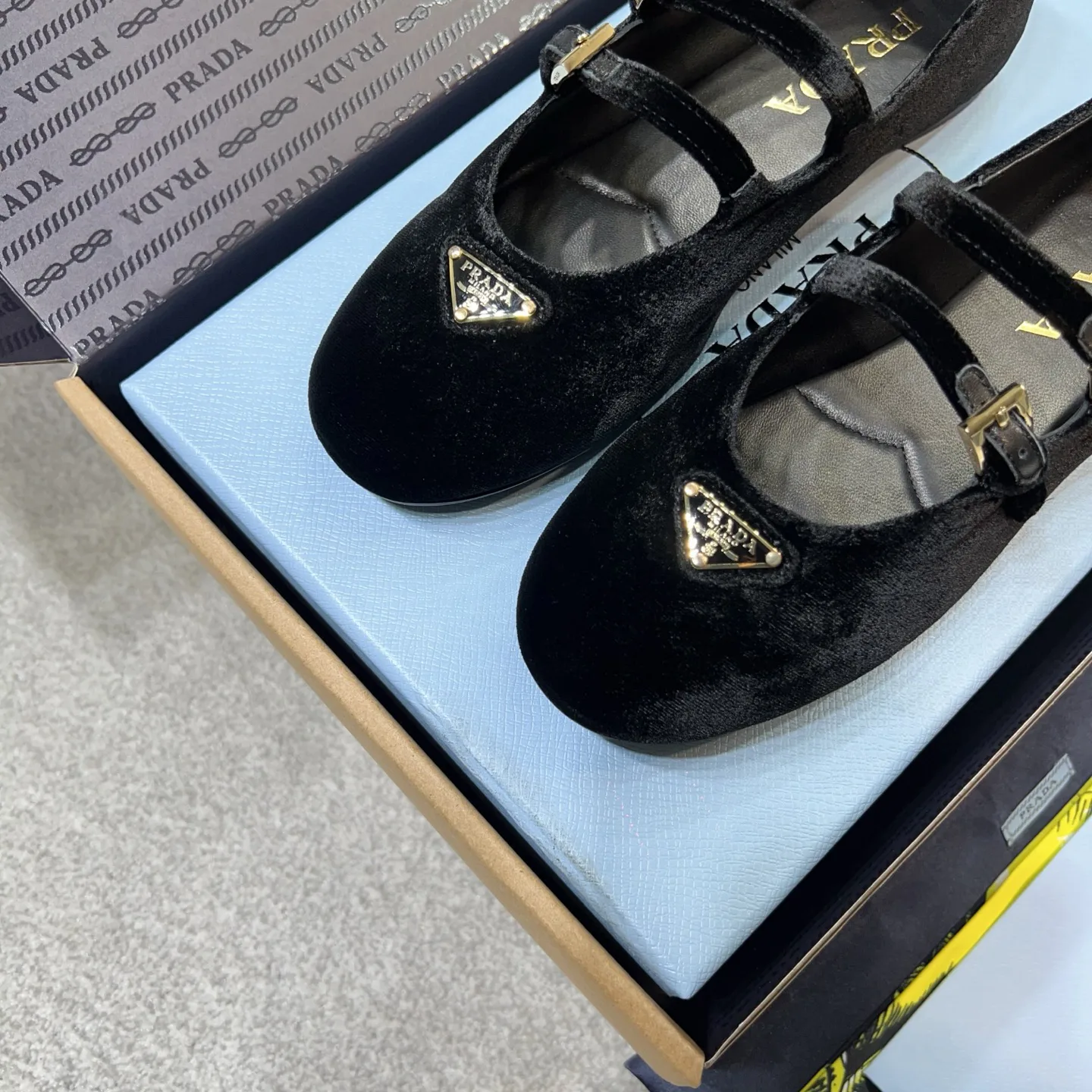 Туфли Женские Prada 11420048