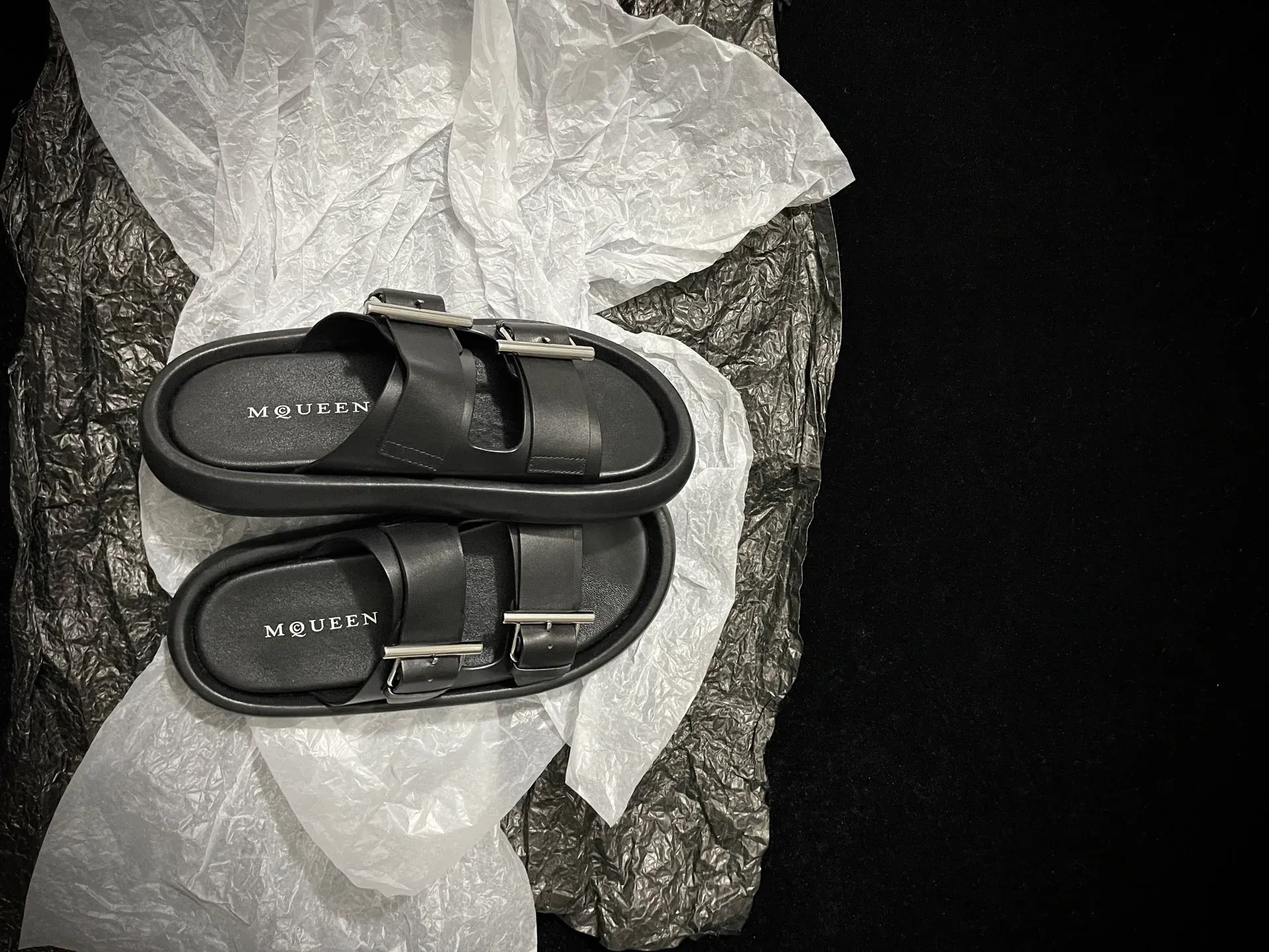 Шлепанцы Женские Alexander Mcqueen 10369