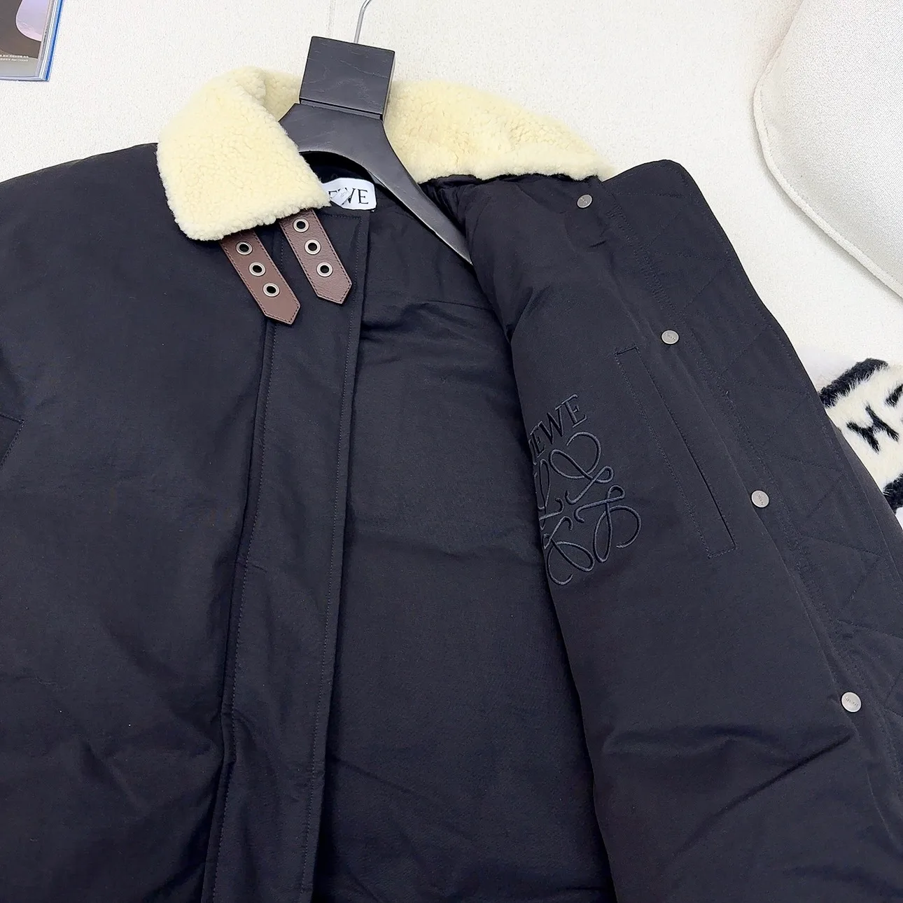 Куртки И Пуховики Женские Loewe 422862