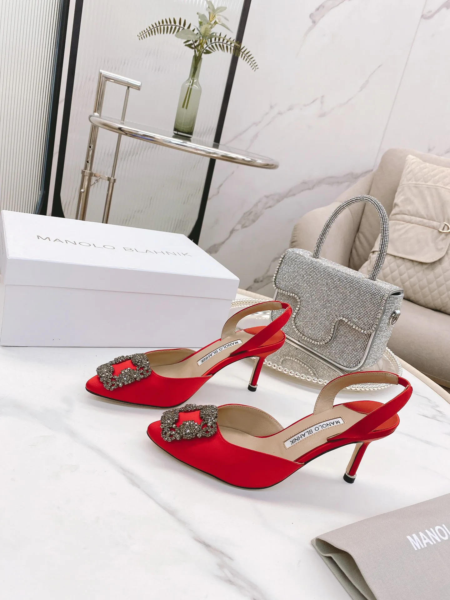 Туфли Женские Manolo Blahnik 18482414