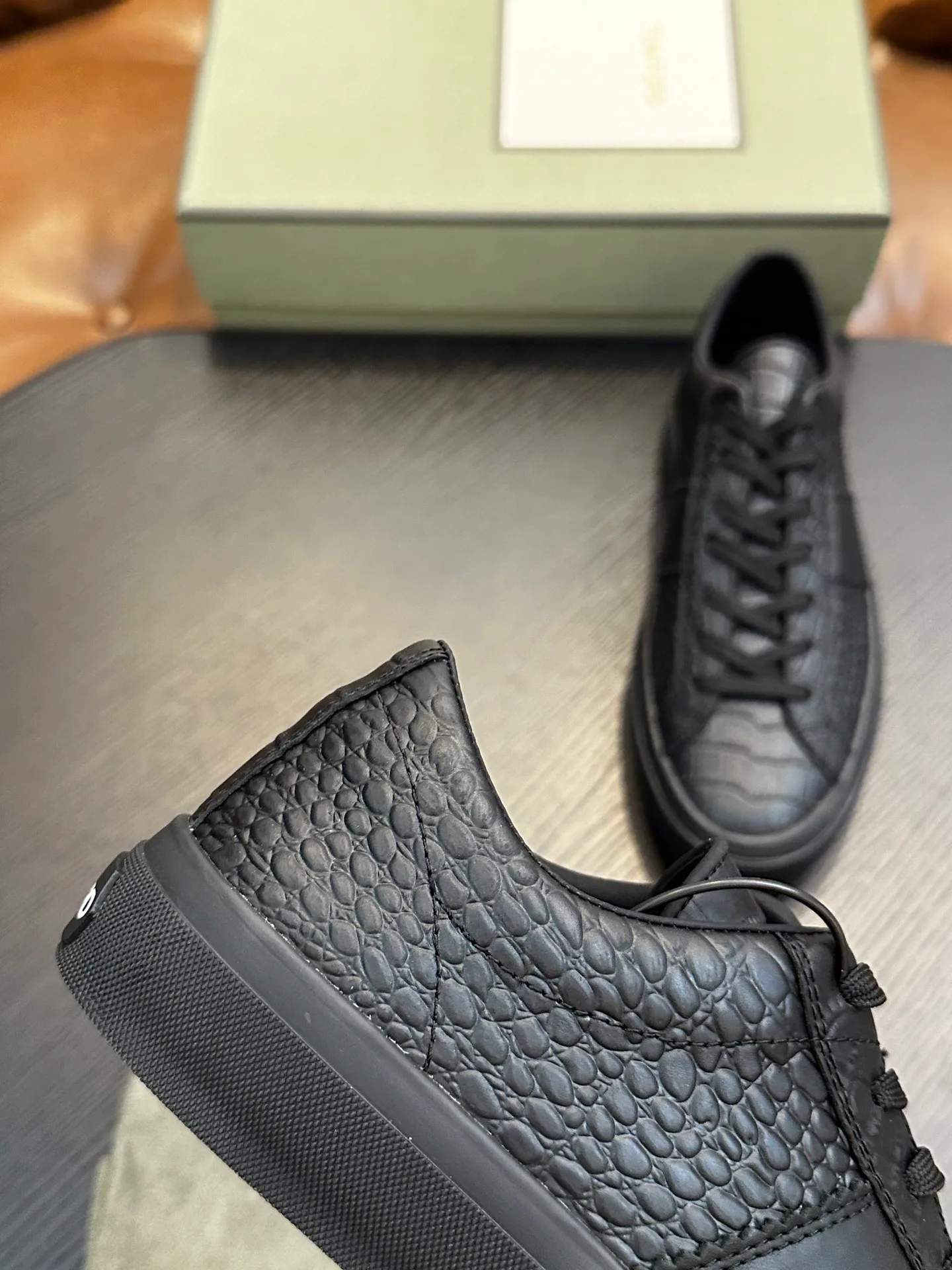 Кроссовки Мужские Tom Ford 18452986