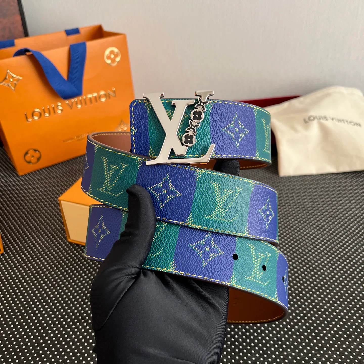 Ремни Louis Vuitton 124152