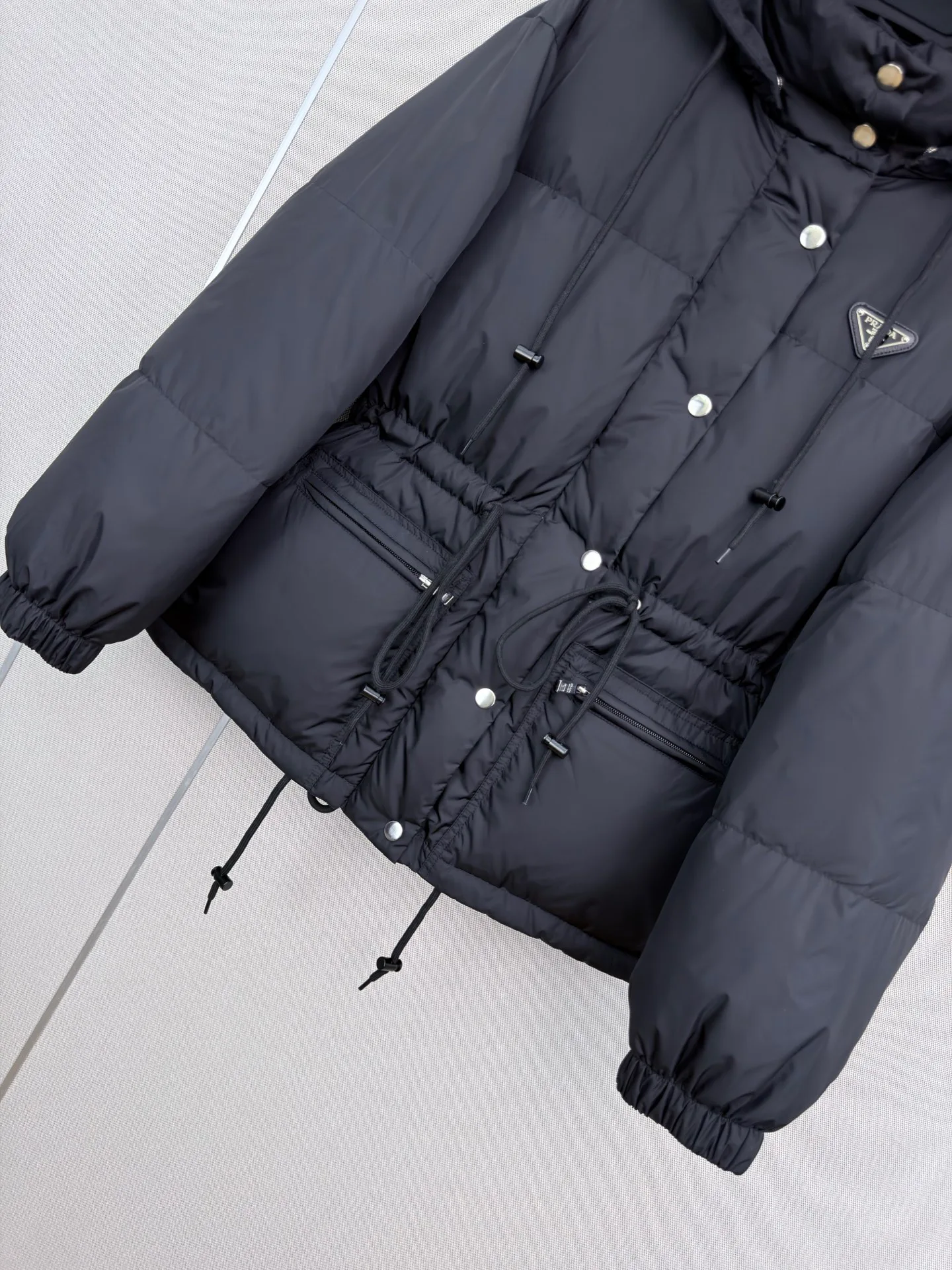 Куртки И Пуховики Женские Prada 18348171