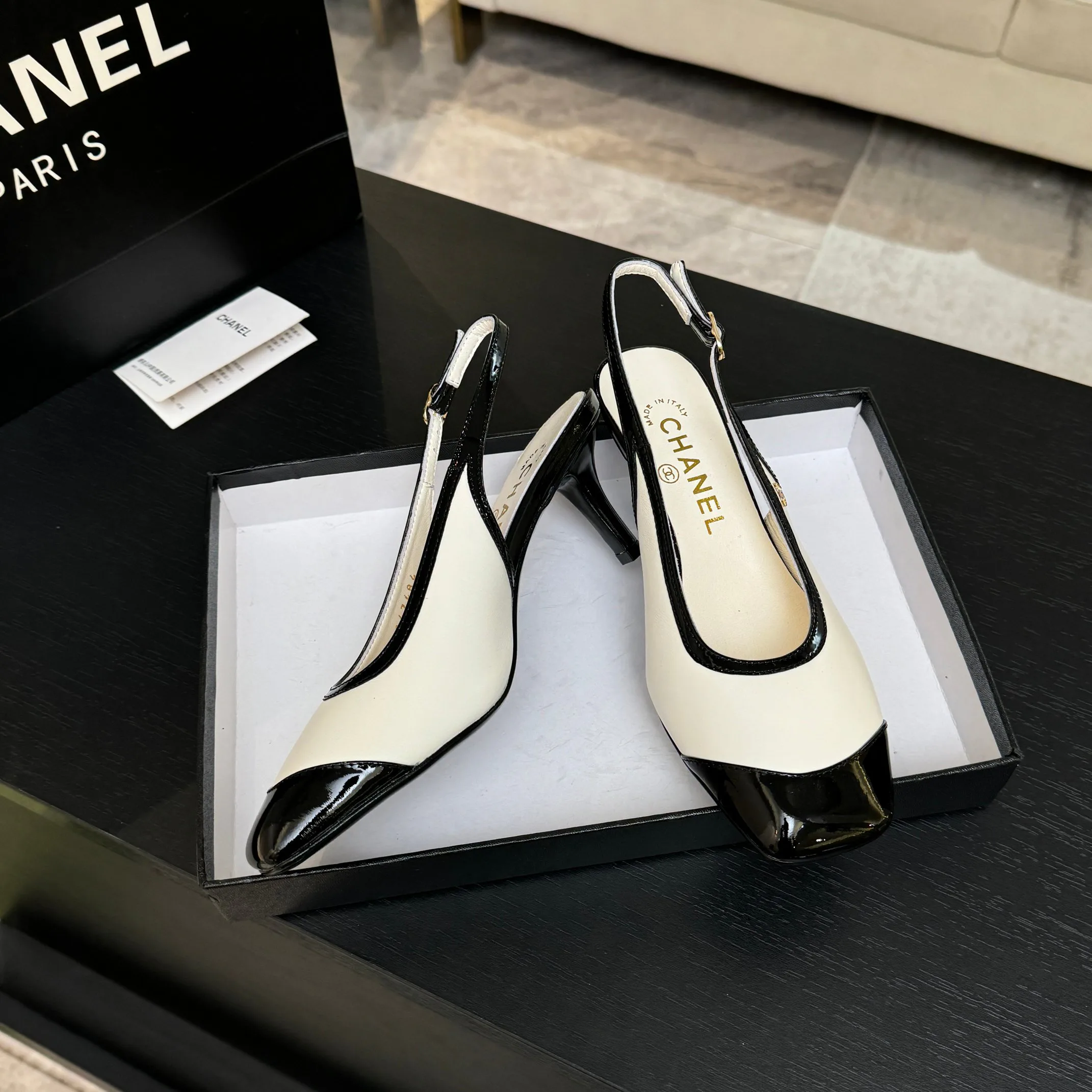 Босоножки Женские Chanel 17911041