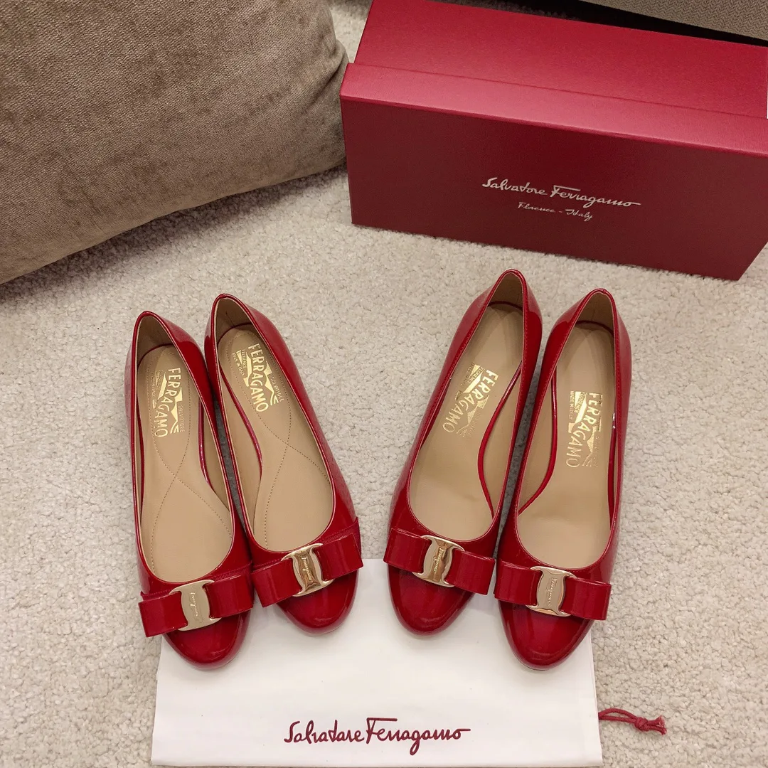 Туфли Женские Salvatore Ferragamo 11899403