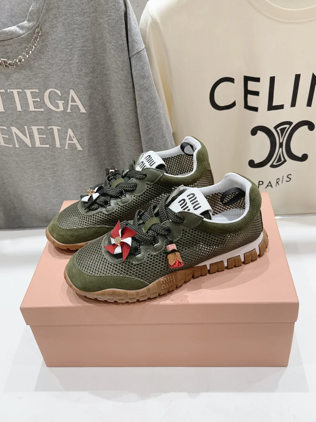 Кроссовки Женские Miu Miu 17240750