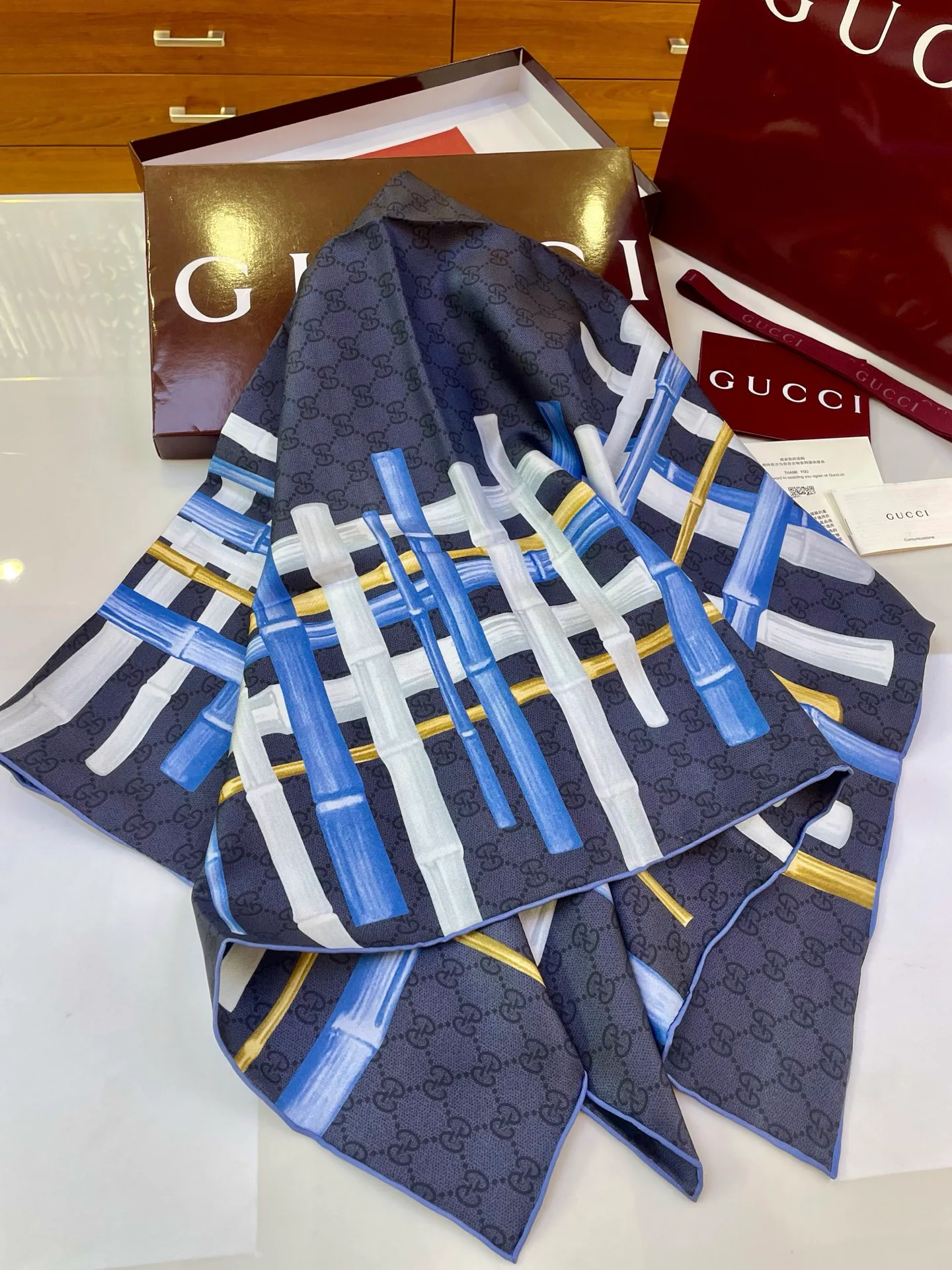 Платки Gucci 10477354