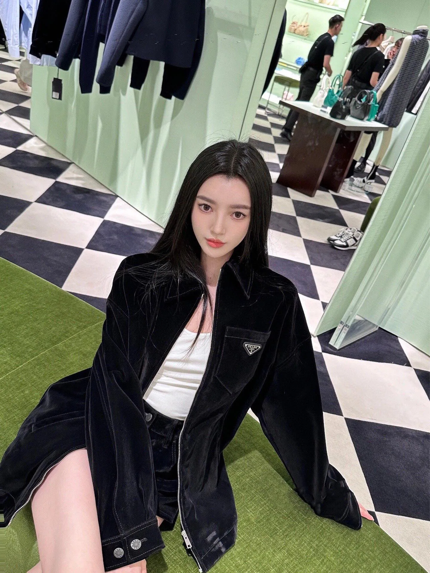 Пальто Женские Prada 4917159
