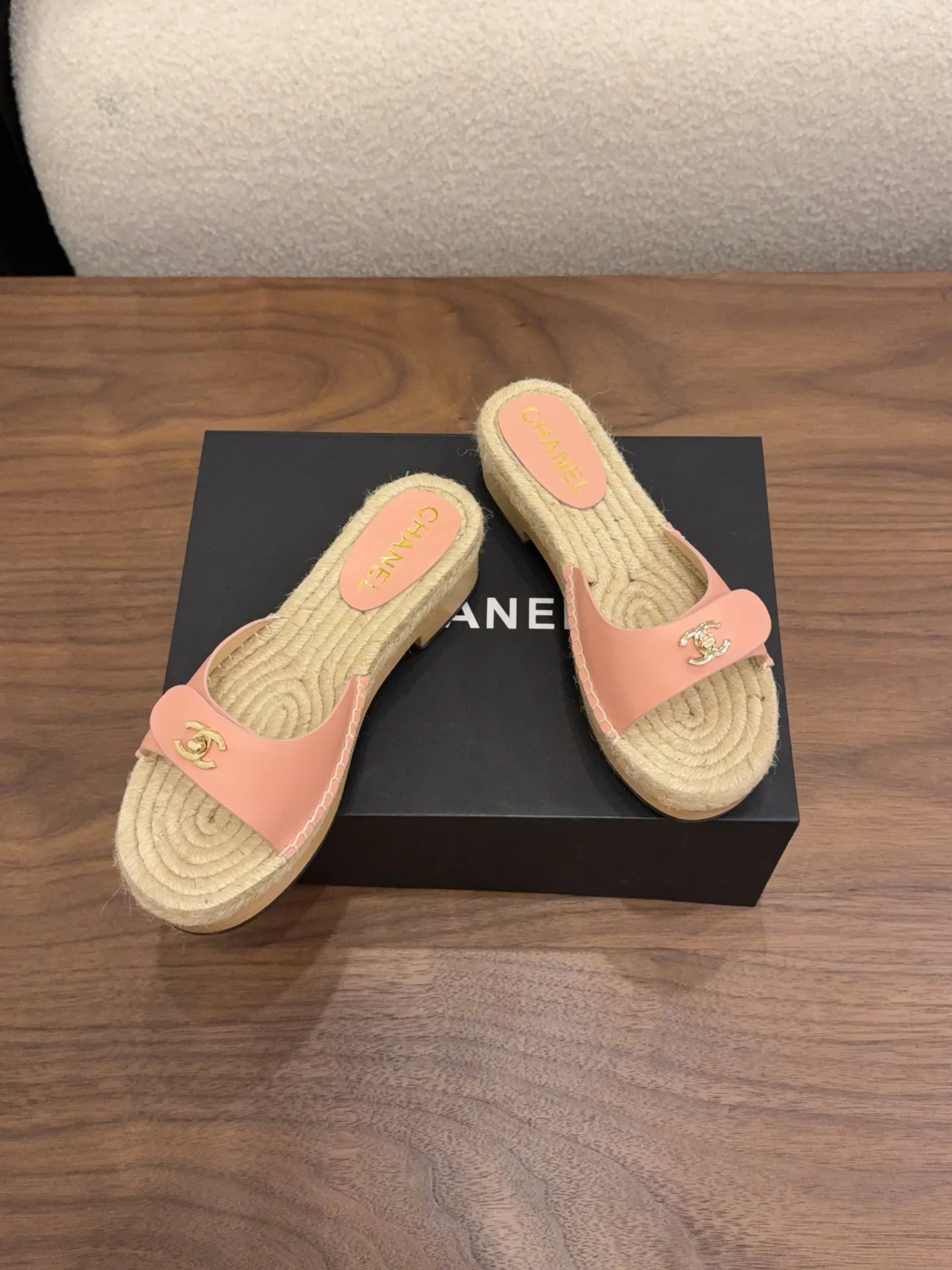 Сандалии Женские Chanel 11559264