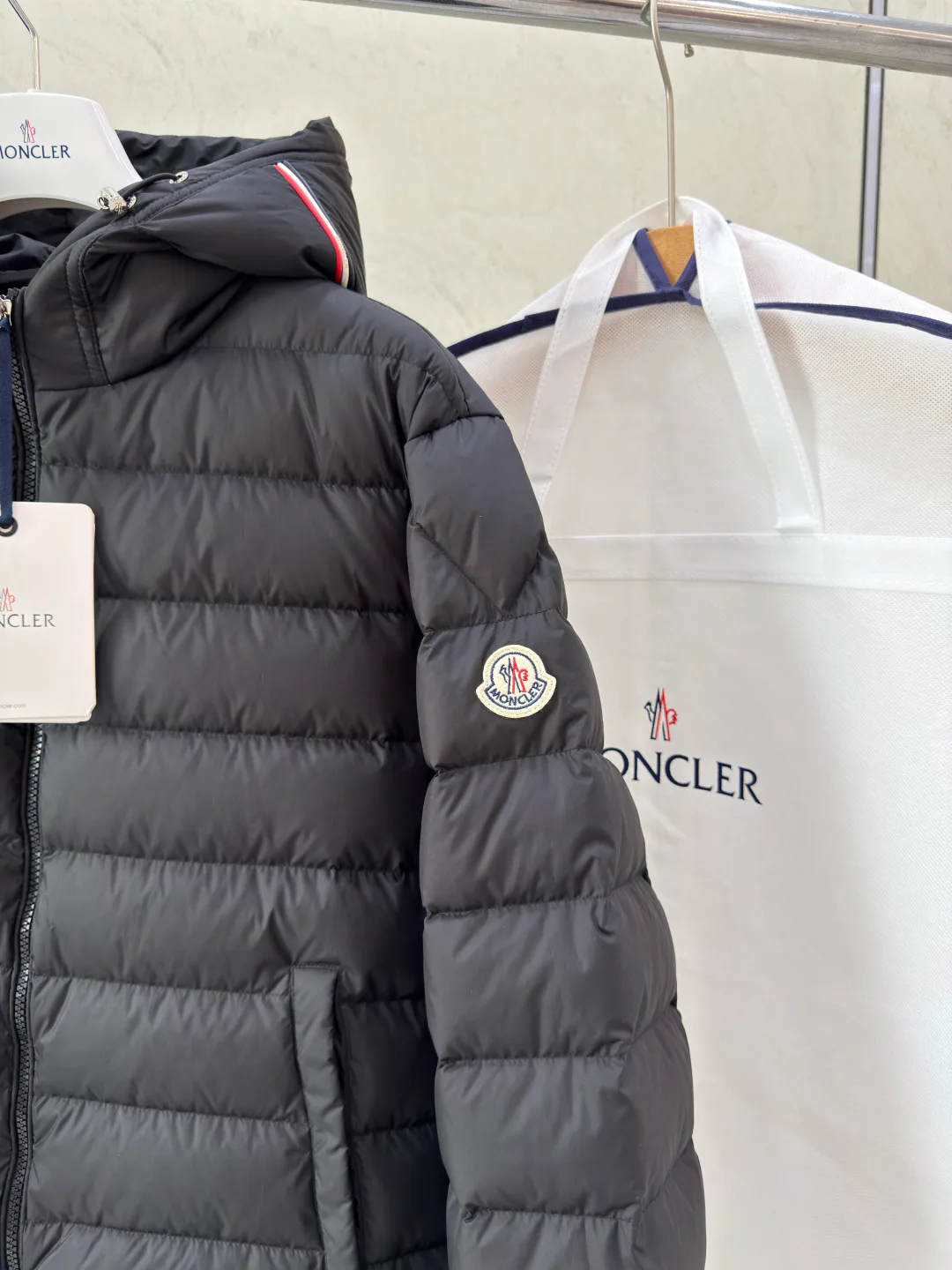 Куртки И Пуховики Женские Moncler 18690097