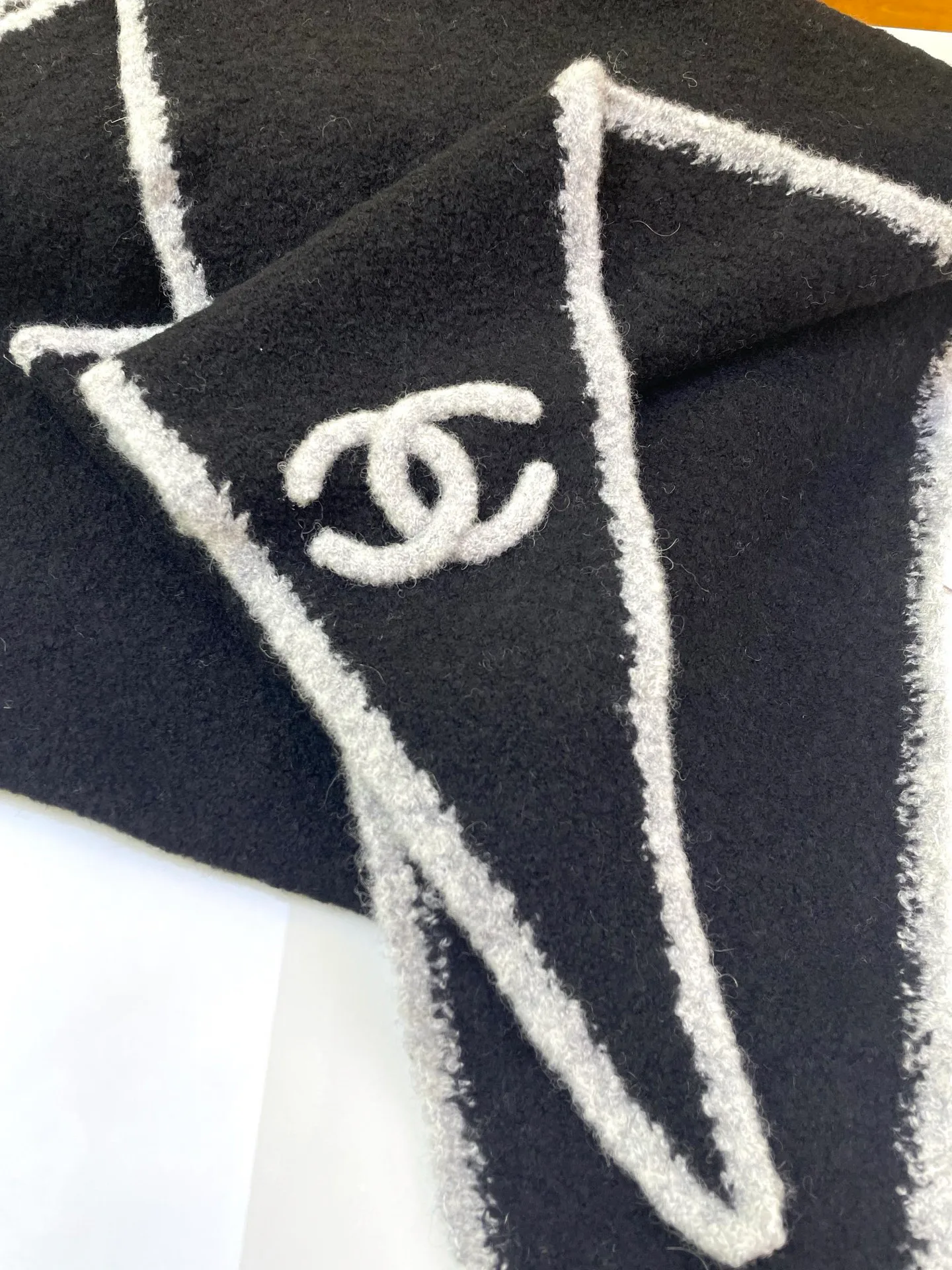 Шарфы Chanel 828412