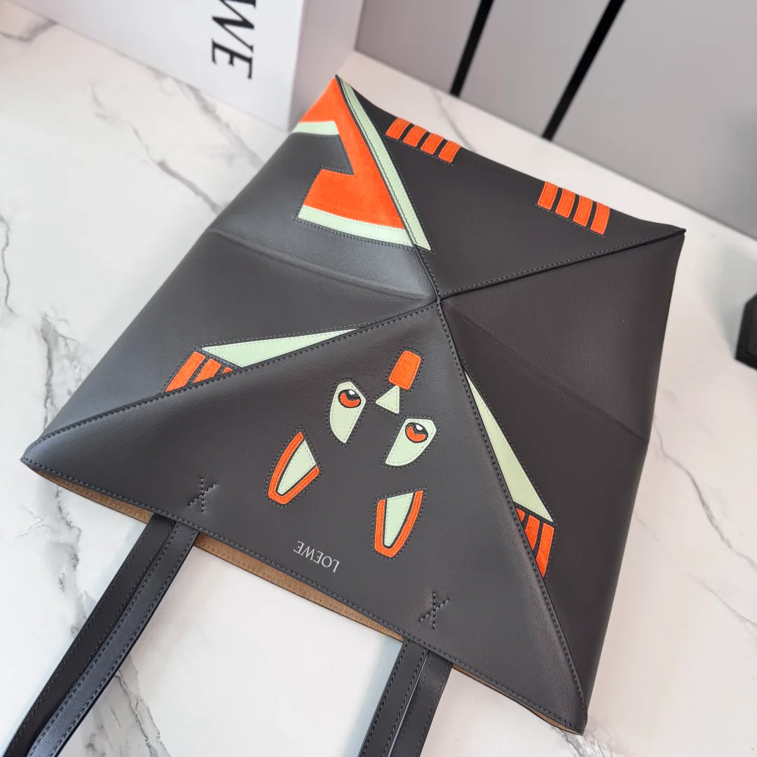 Классические Сумки Женские Loewe 11939121