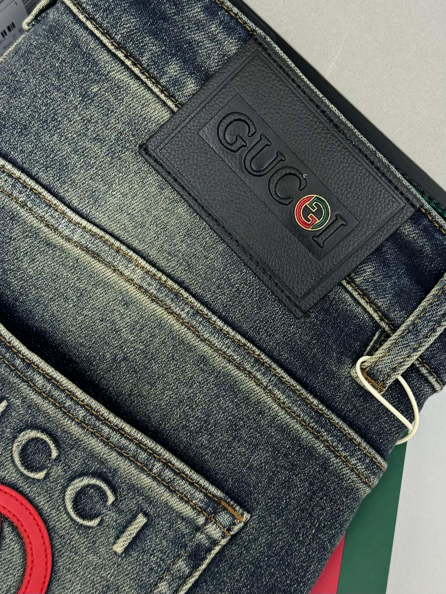 Джинсы Мужские Gucci 18140735