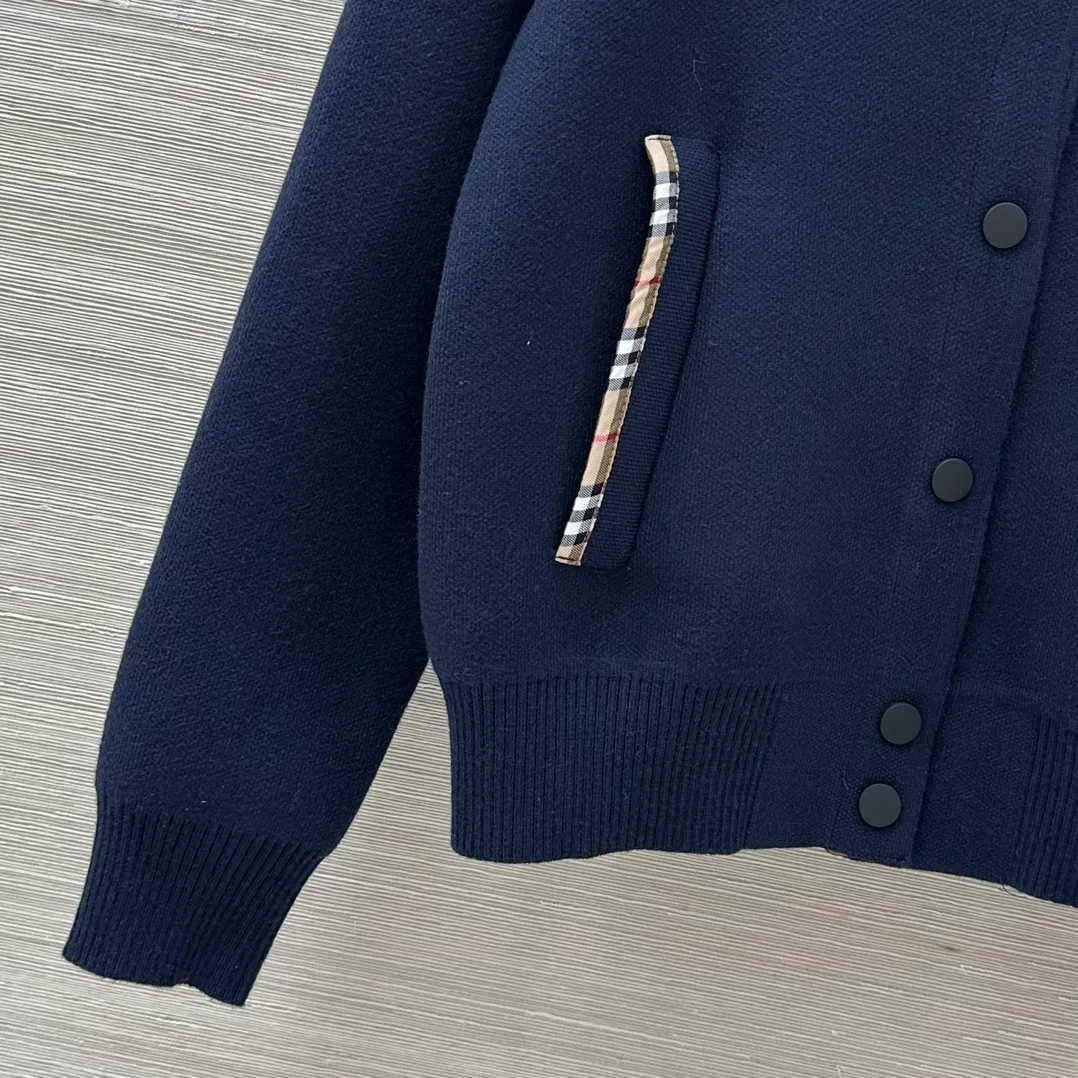 Куртки И Пуховики Женские Burberry 650250