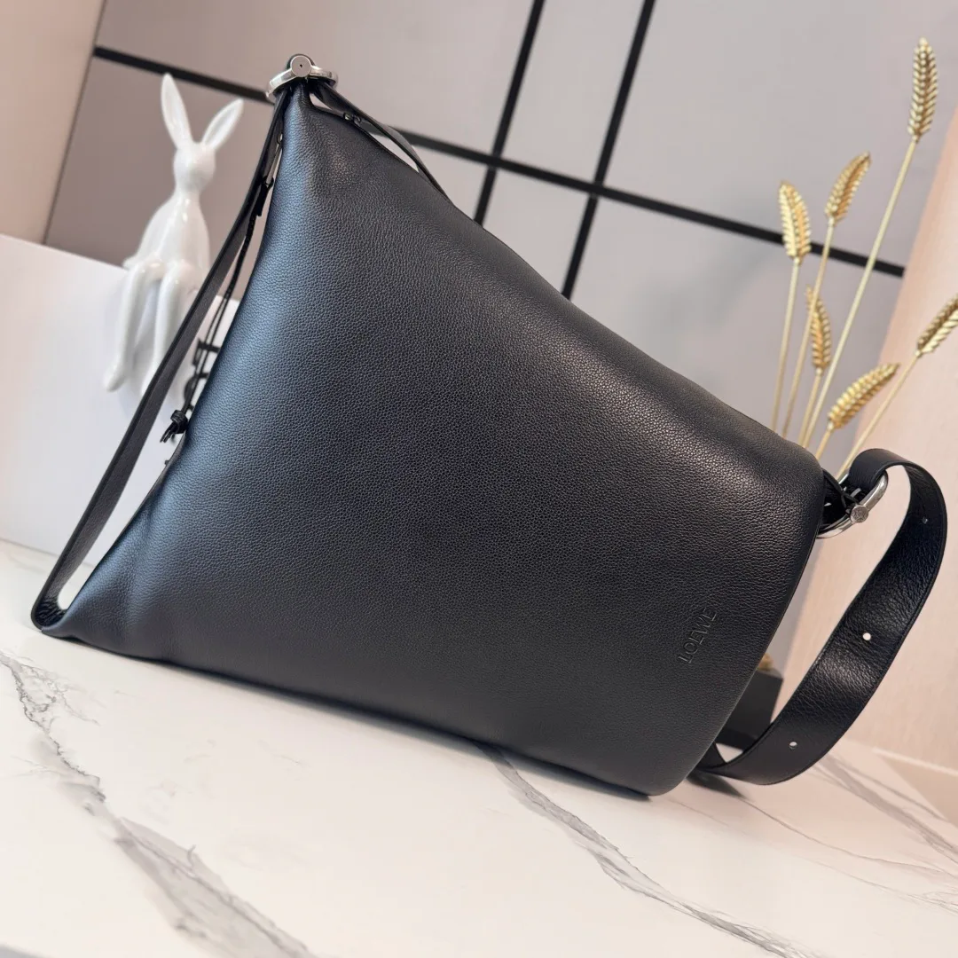 Классические Сумки Женские Loewe 13174359