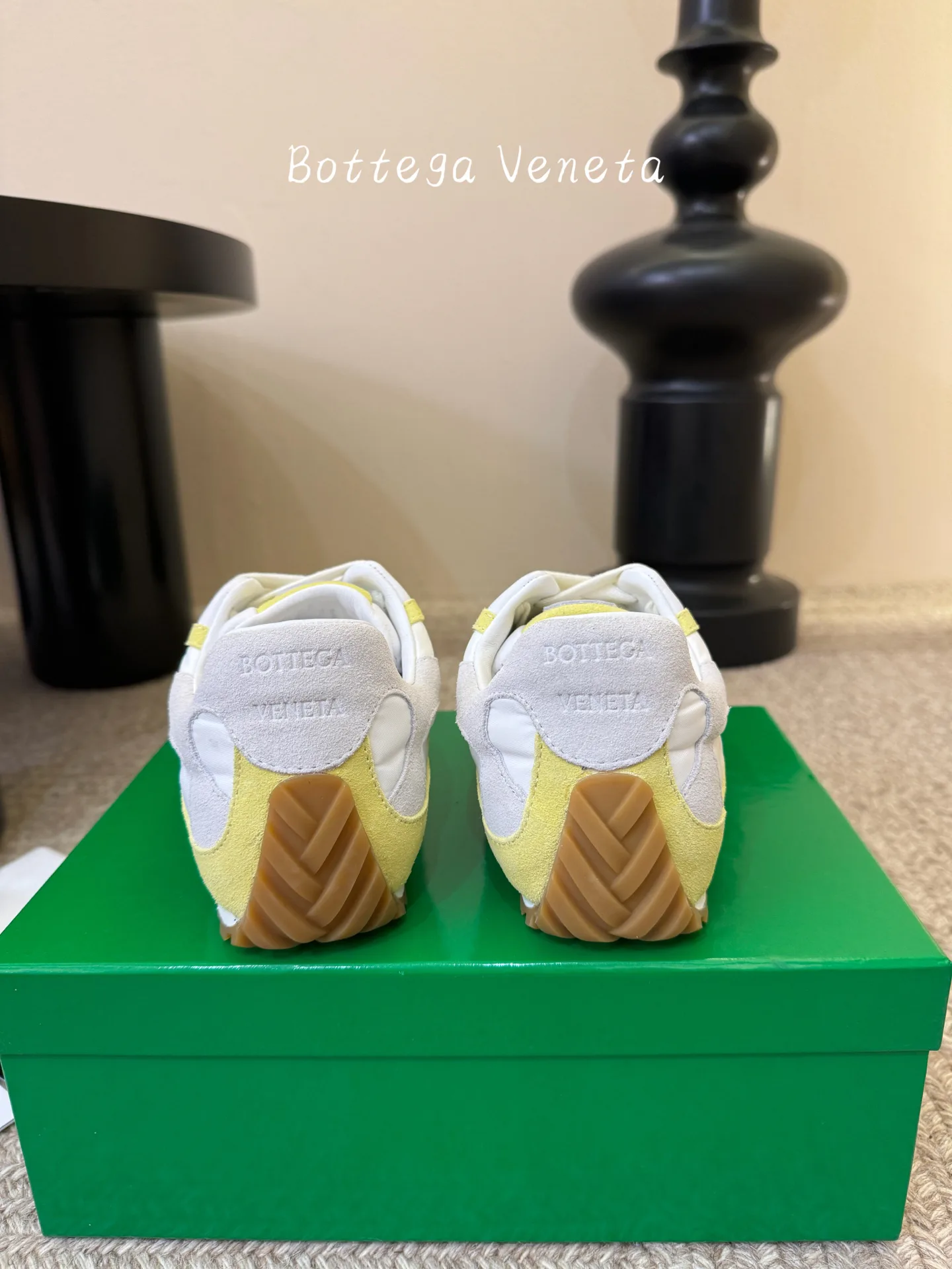 Кроссовки Женские Bottega Veneta 11608878