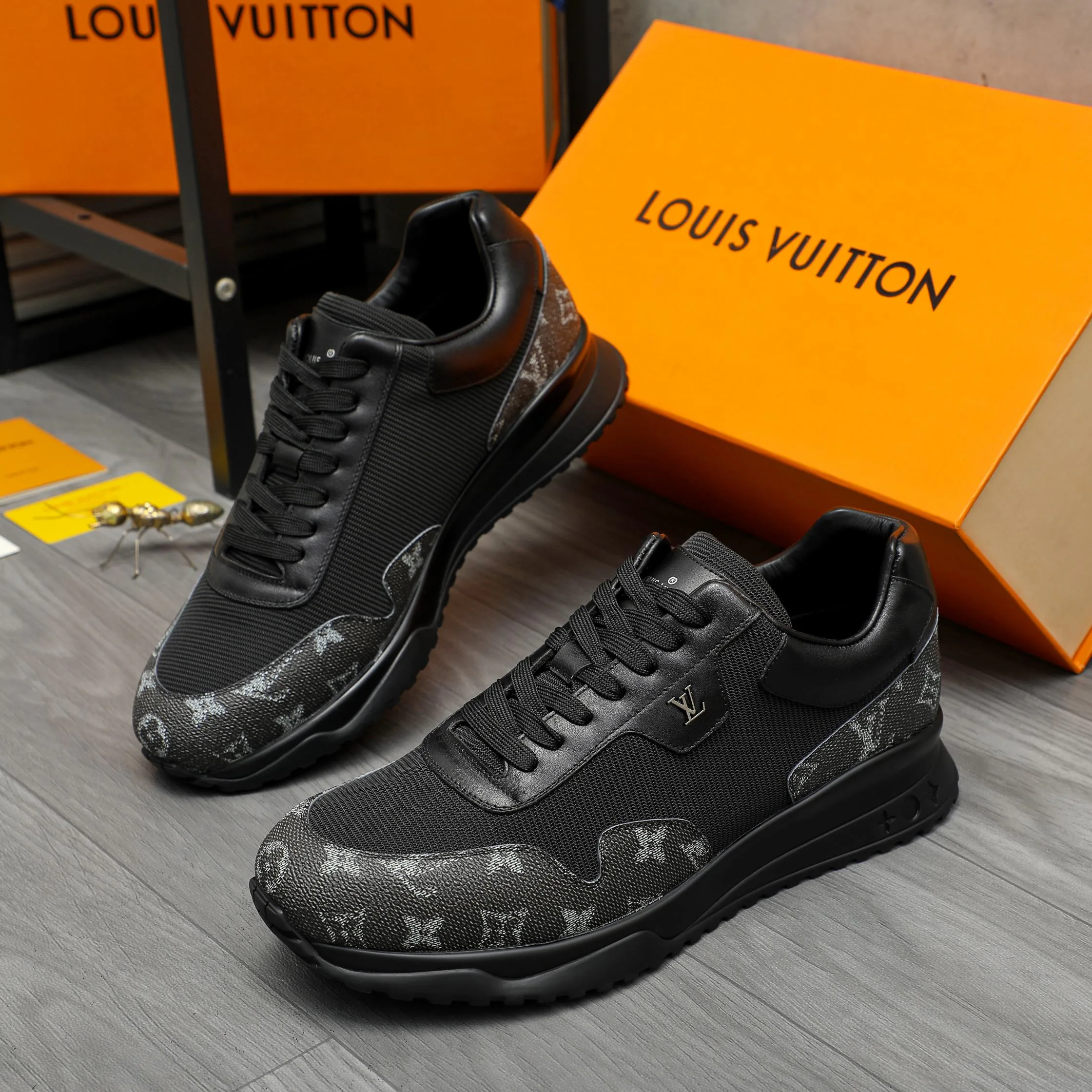 Кроссовки Мужские Louis Vuitton 288022