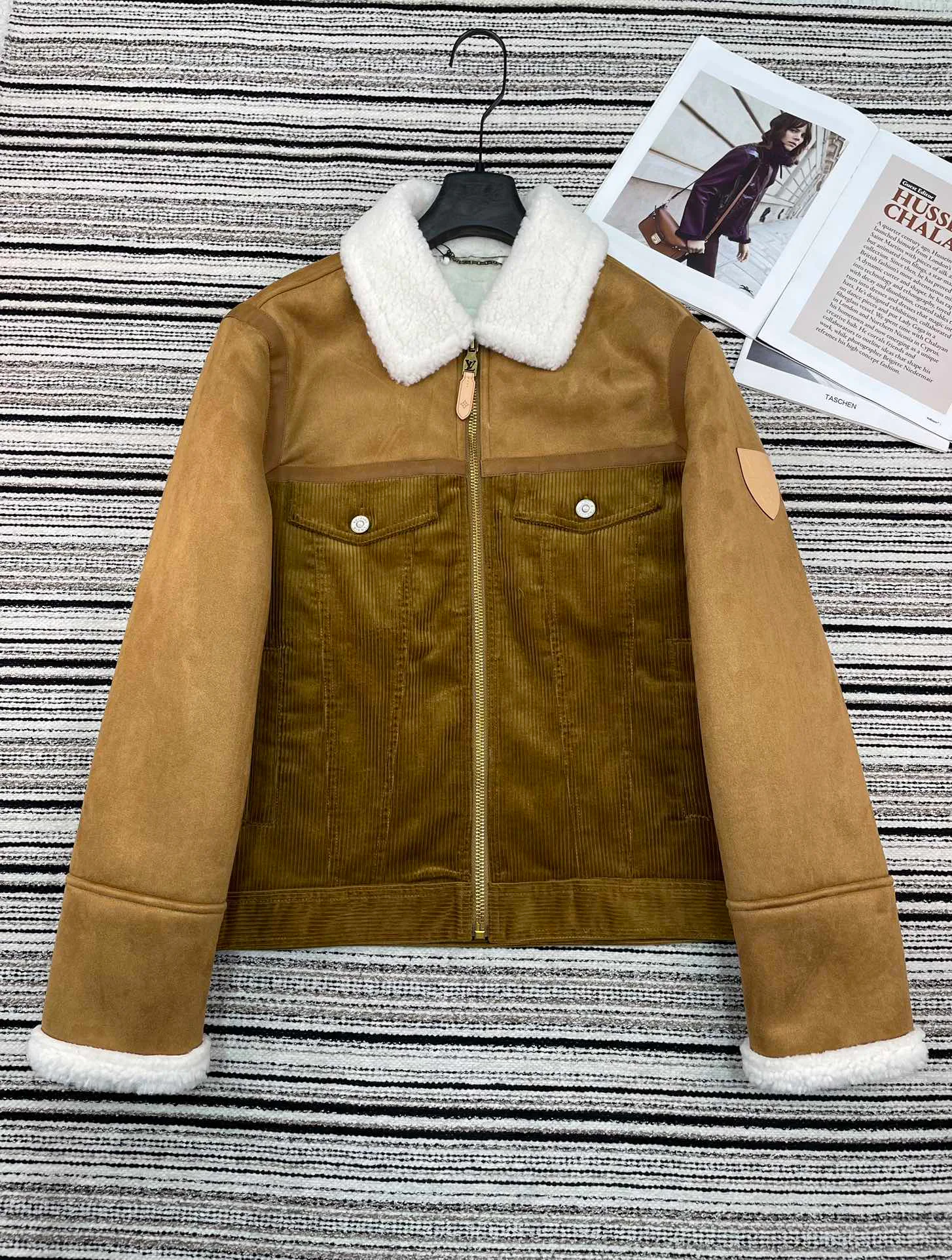 Куртки И Пуховики Женские Louis Vuitton 6492820