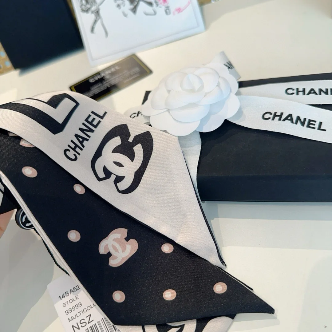 Платки Chanel 12918490