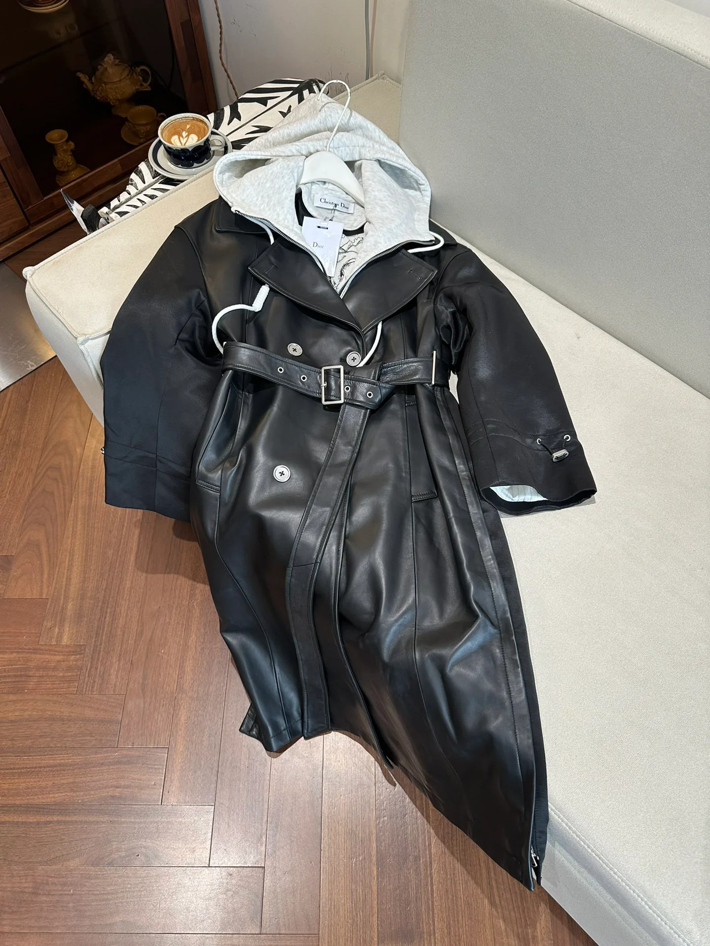 Кожаные Куртки И Дублёнки Женские Christian Dior 2657359