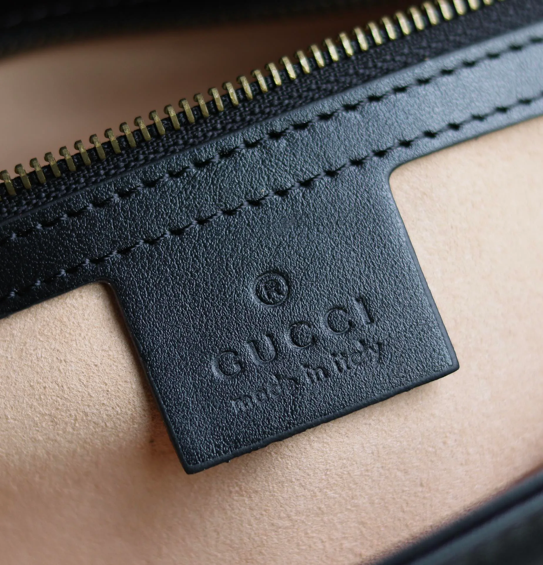Классические Сумки Женские Gucci 11488288