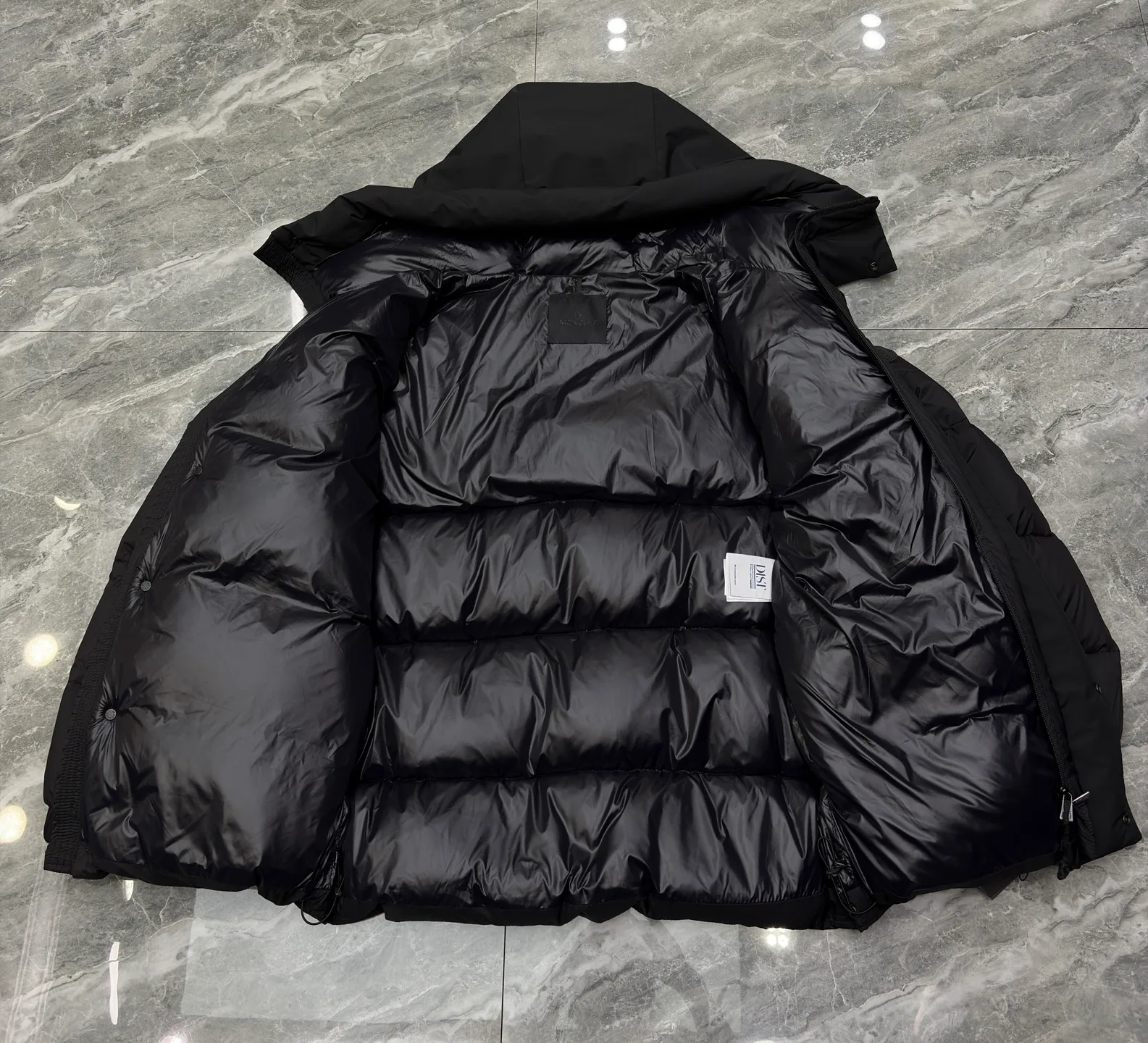 Куртки И Пуховики Мужские Moncler 17568688