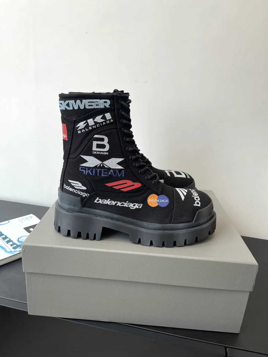 Ботинки Мужские Balenciaga 399128