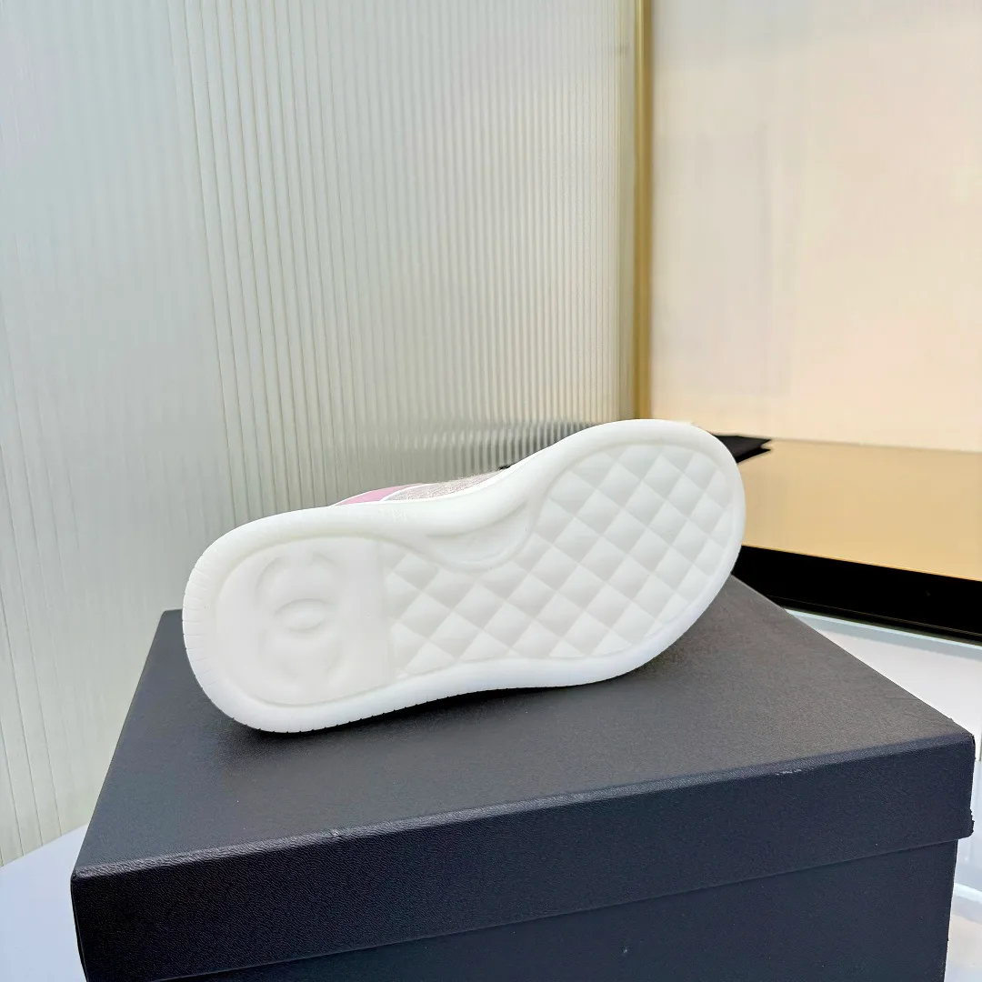 Кроссовки Женские Chanel 11602298