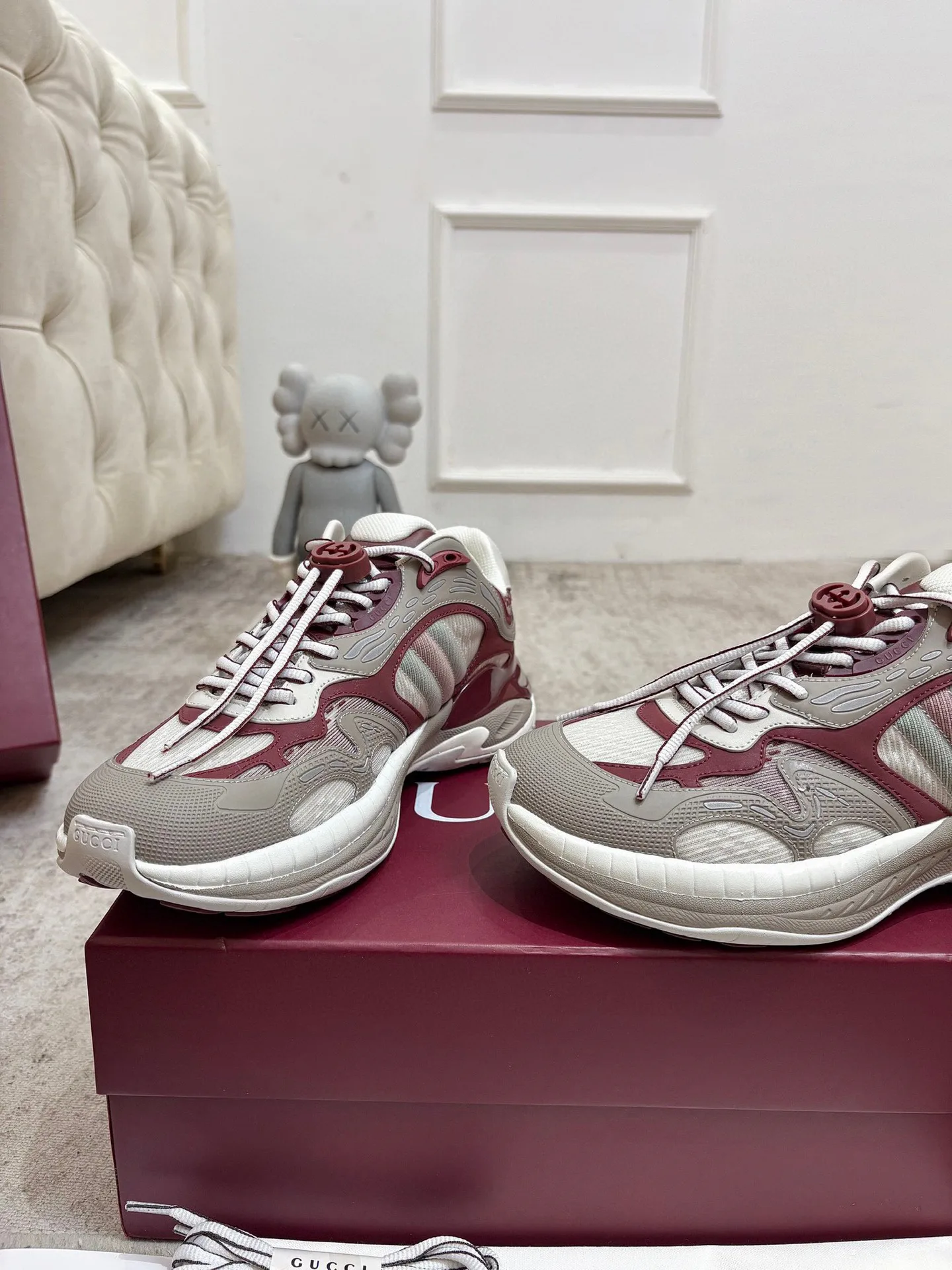 Кроссовки Женские Gucci 11918100