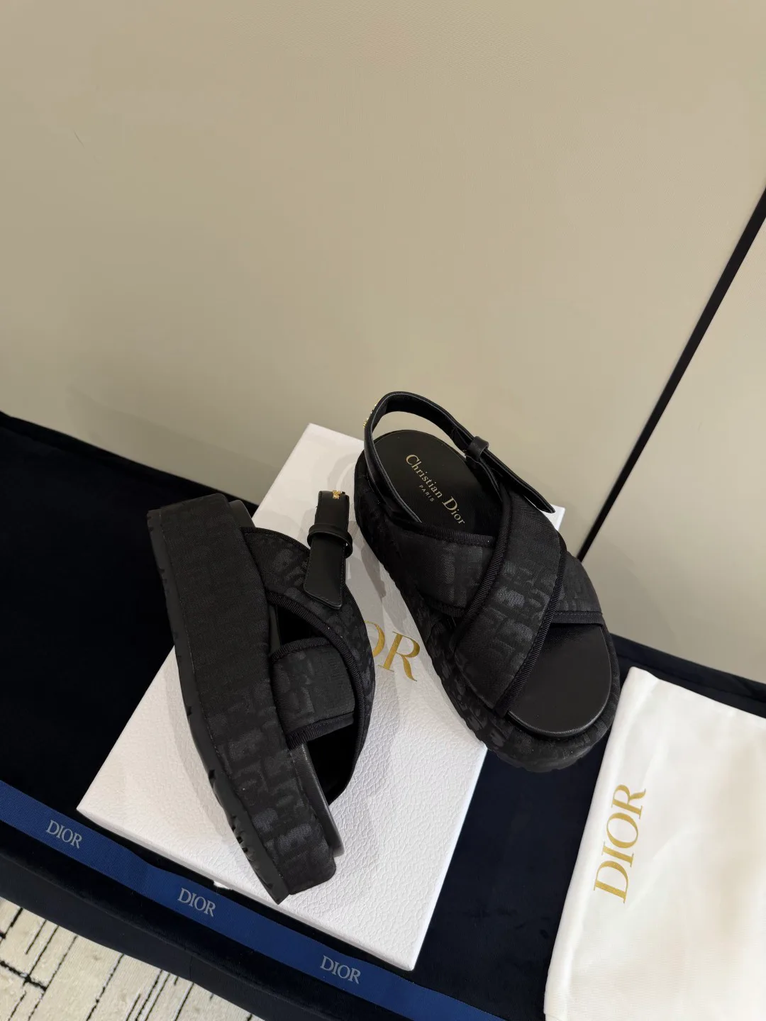 Туфли Женские Christian Dior 11497620