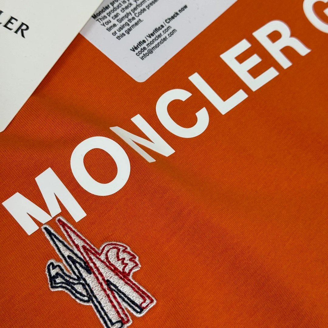 Футболки Женские Moncler 5977573