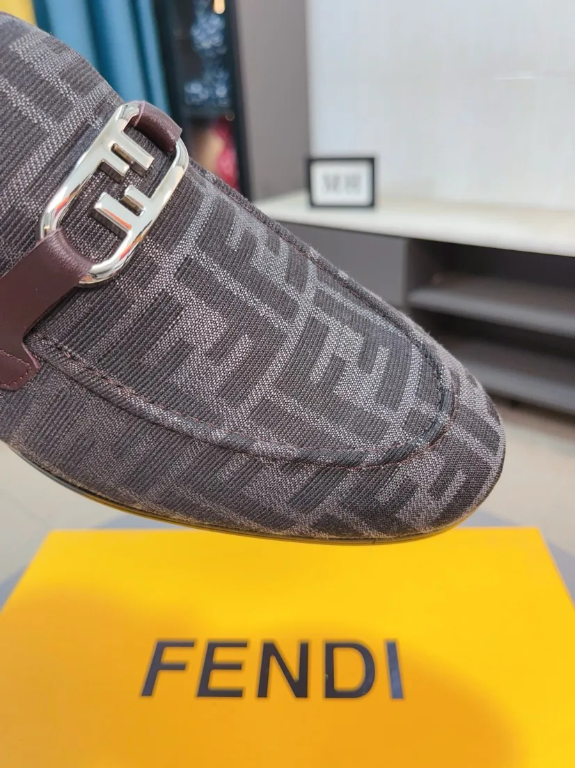 Лоферы И Туфли Мужские Fendi 71902