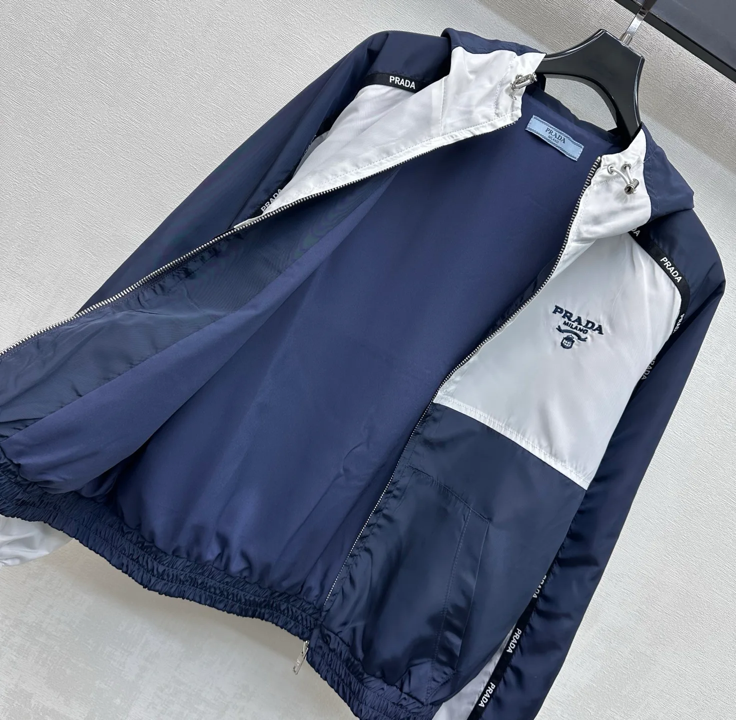 Костюмы Женские Prada 11397939