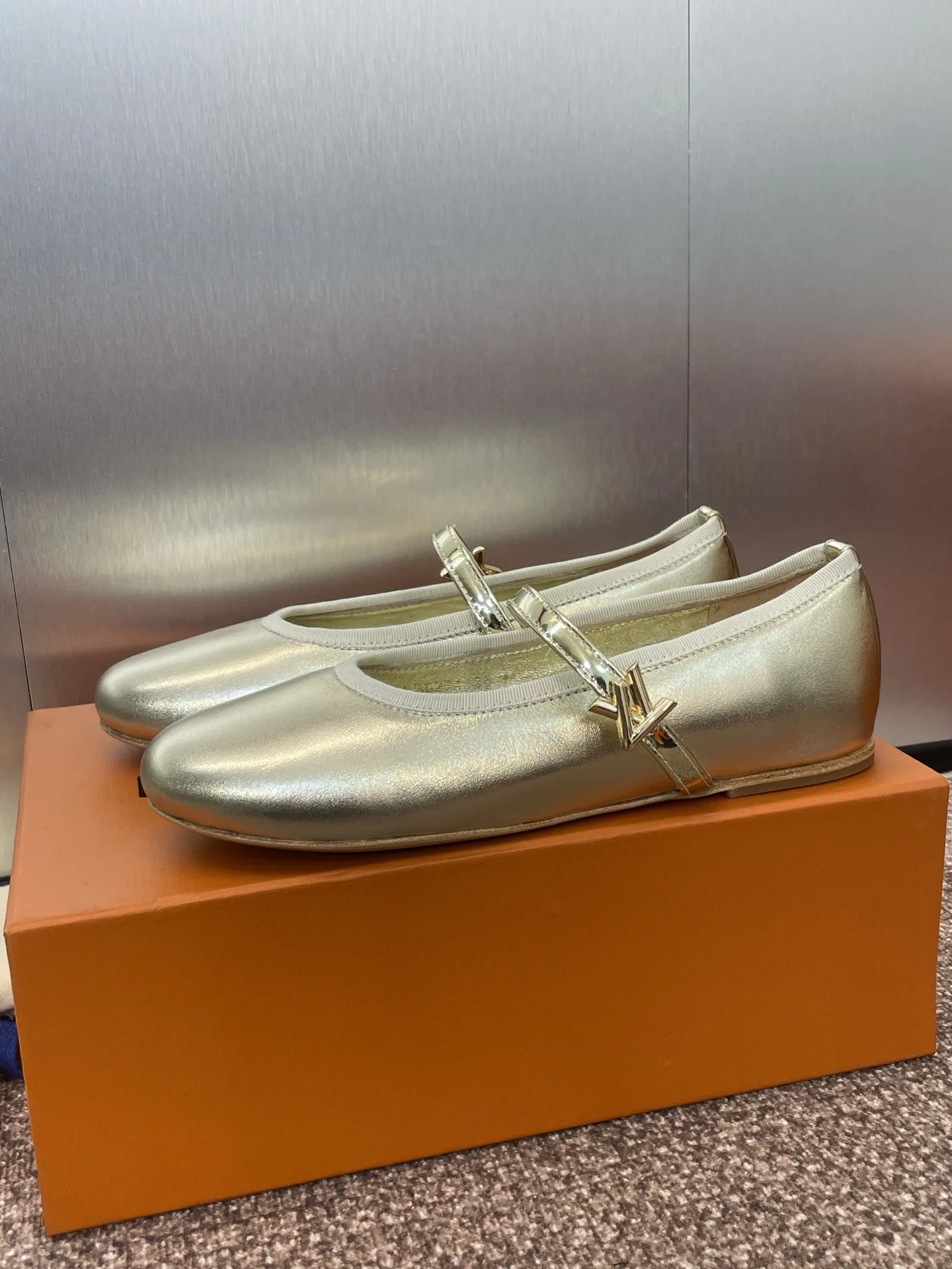 Туфли Женские Louis Vuitton 13346506