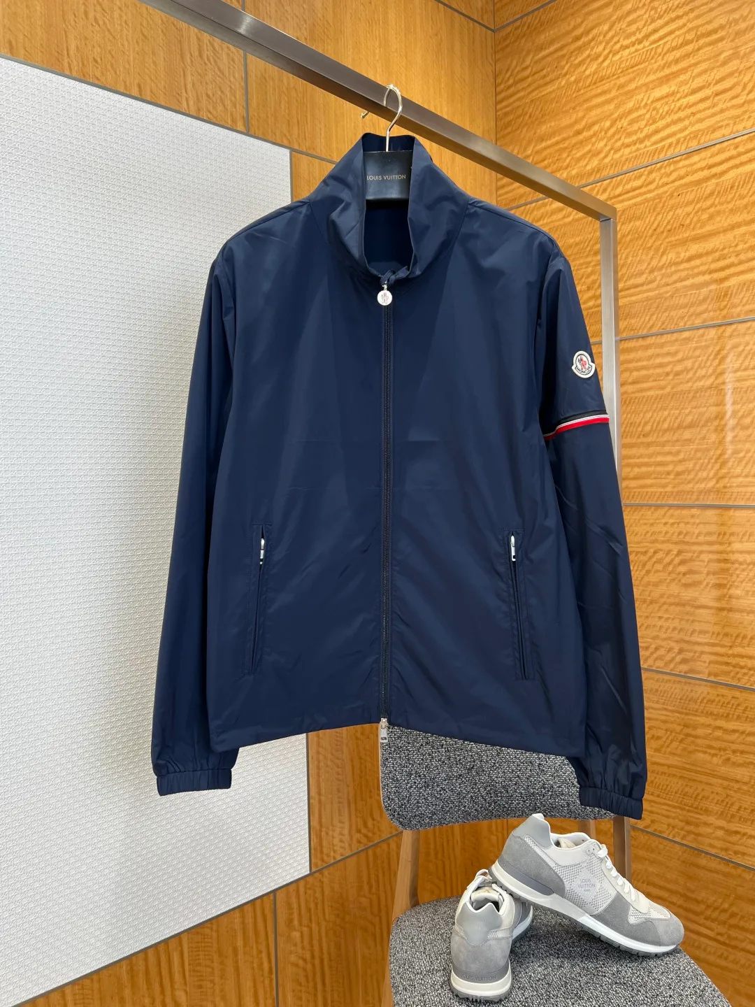Куртки И Пуховики Мужские Moncler 12361126