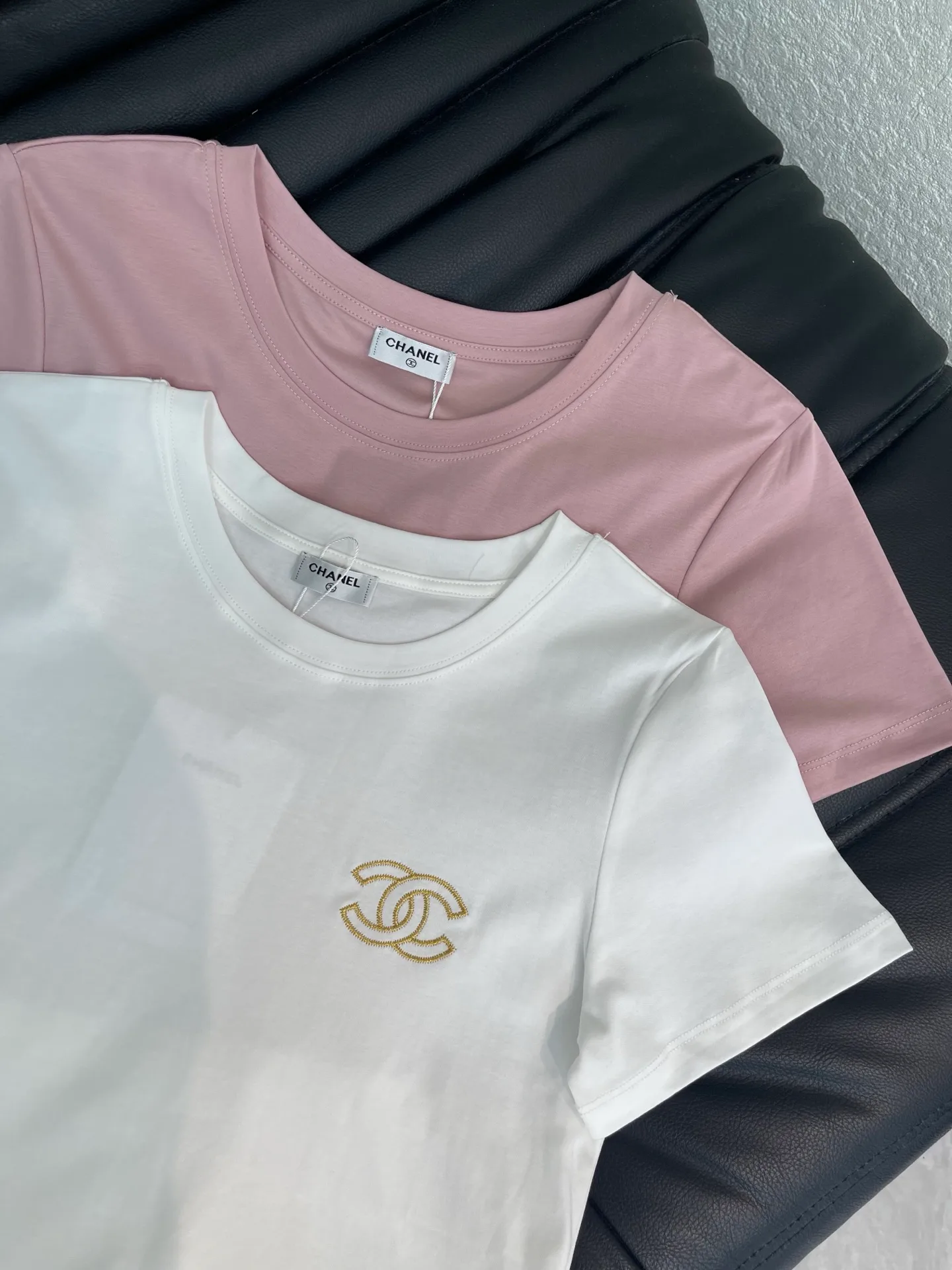 Футболки Женские Chanel 14351381