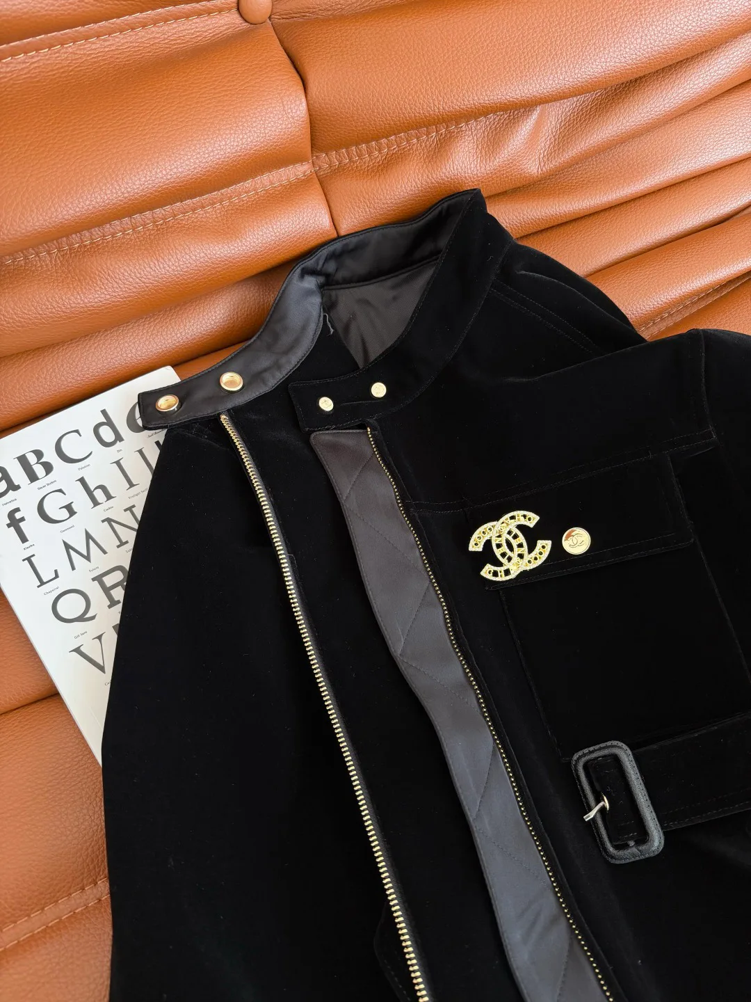 Куртки И Пуховики Женские Chanel 881484